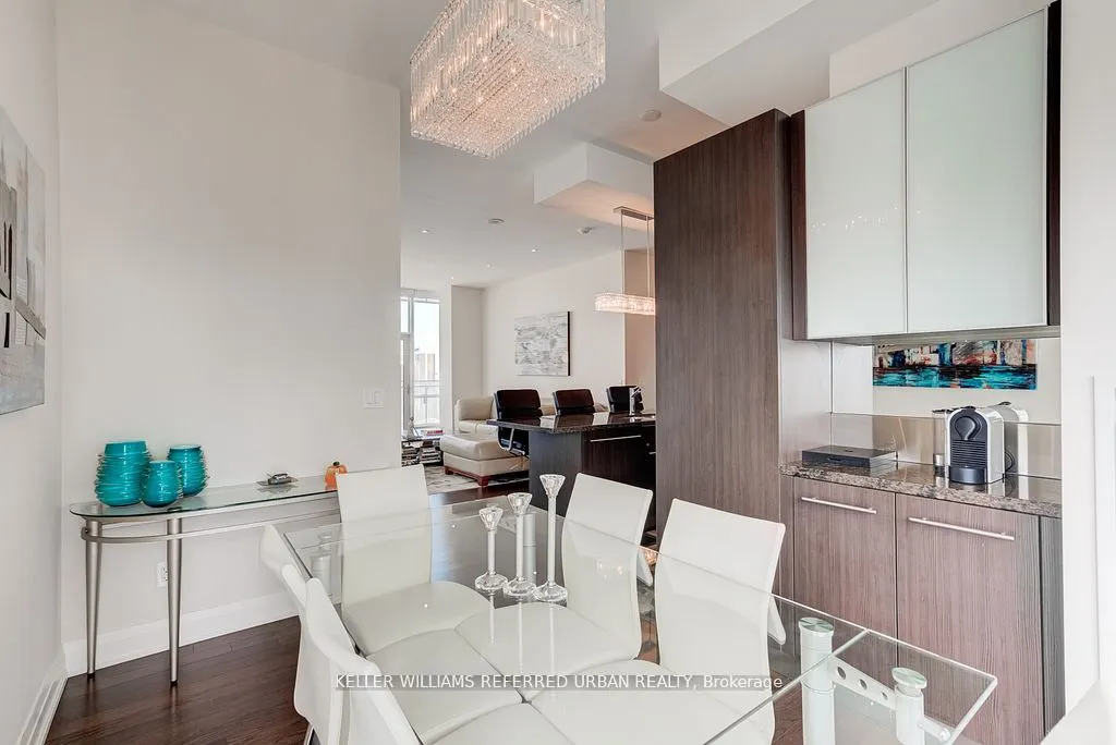 80 John Street, #4406