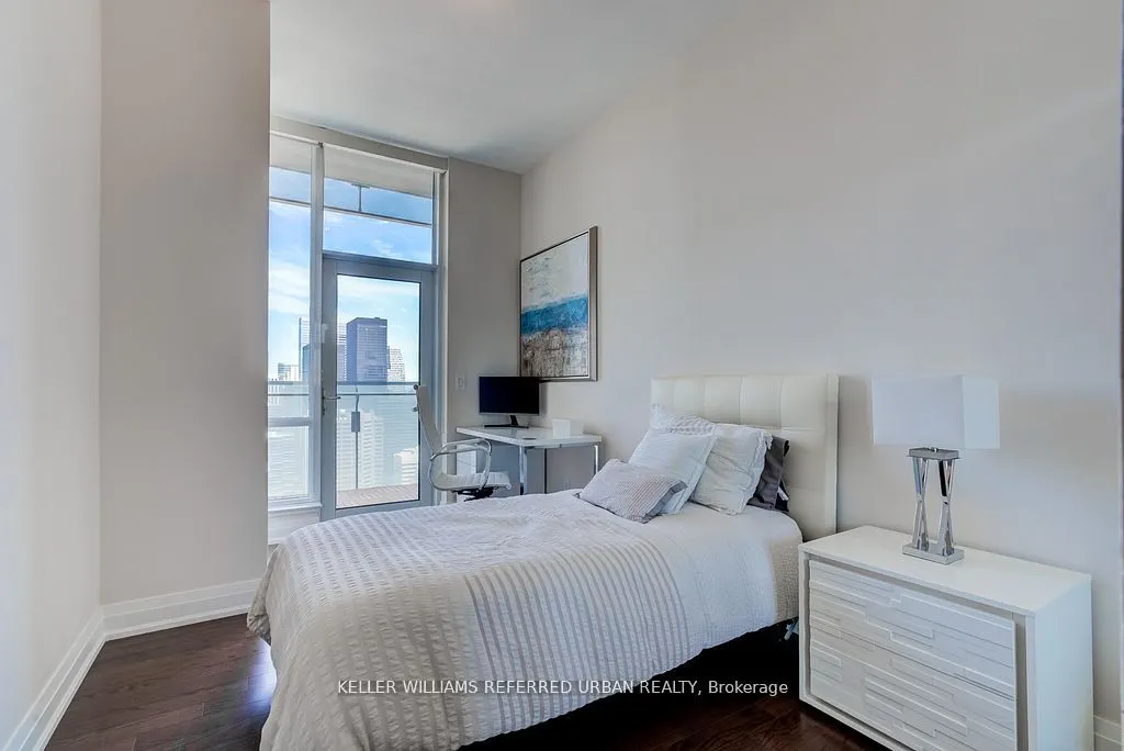 80 John Street, #4406