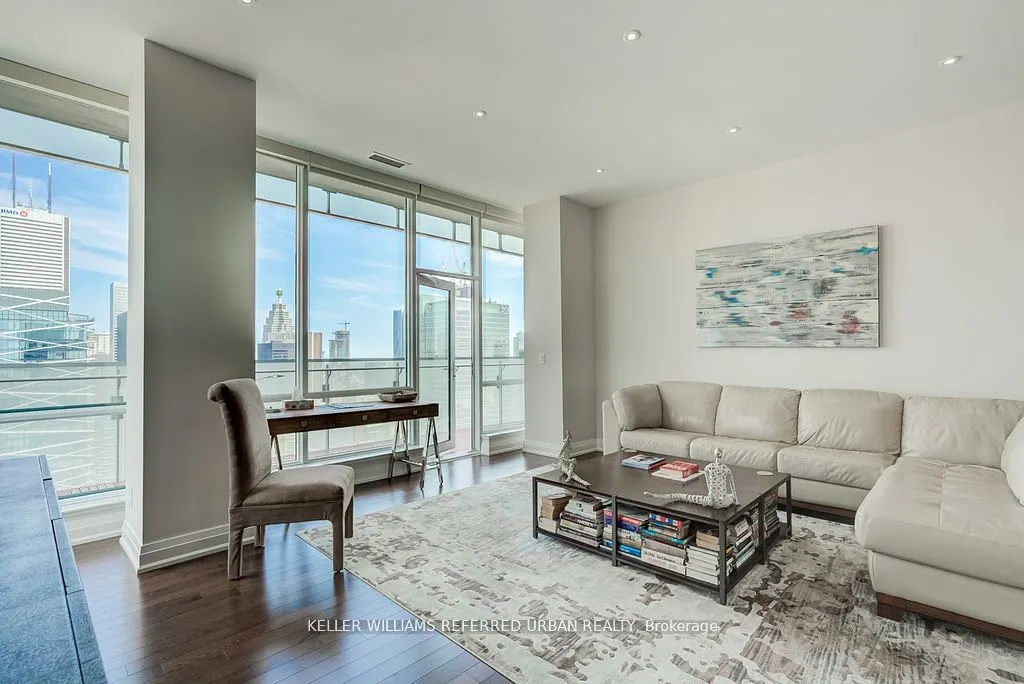 80 John Street, #4406