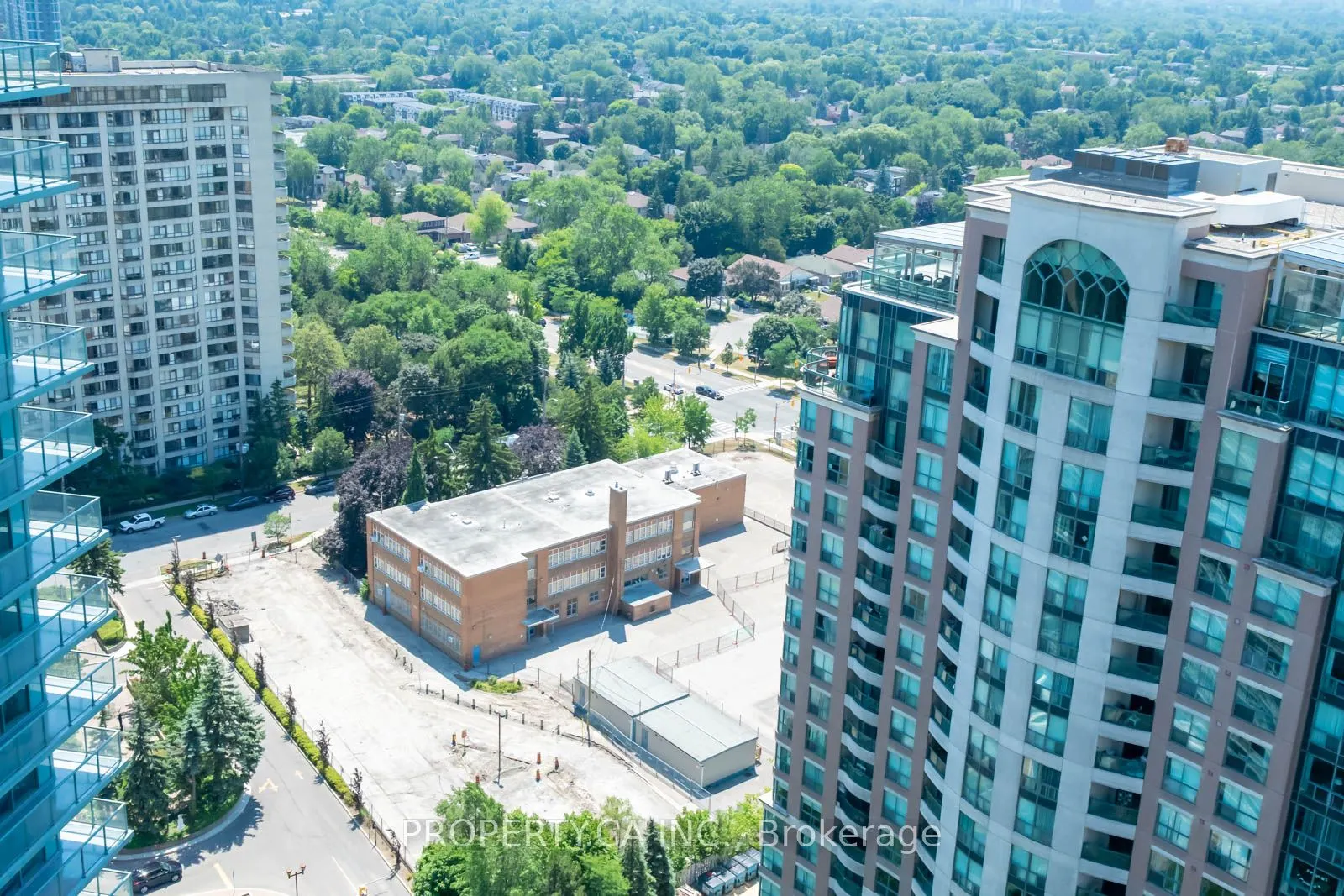 5508 Yonge Street, #PH03