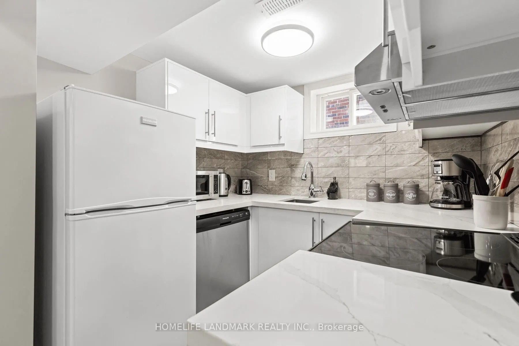 107 Parklea Drive