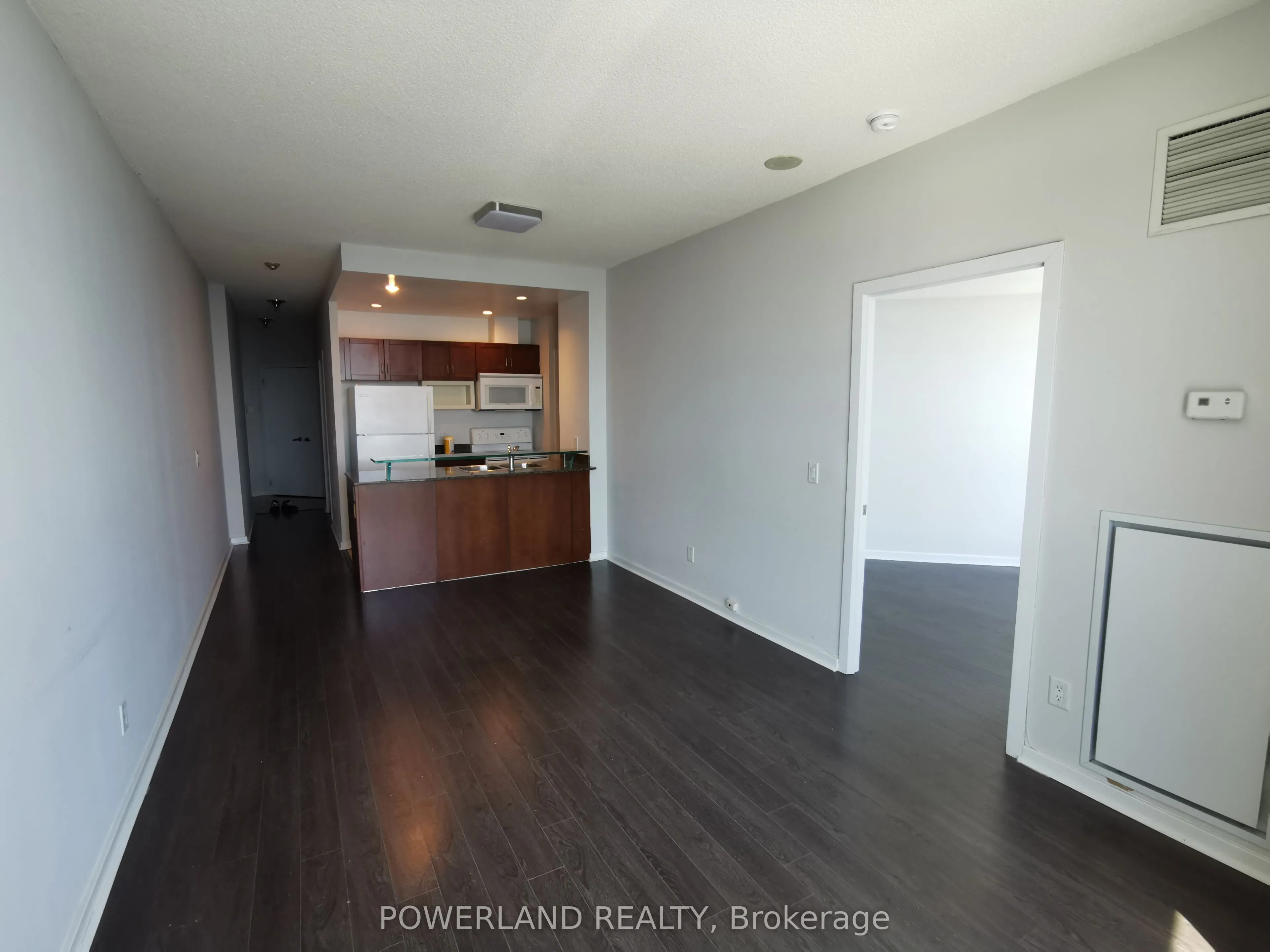 208 Queens Quay W, #3307