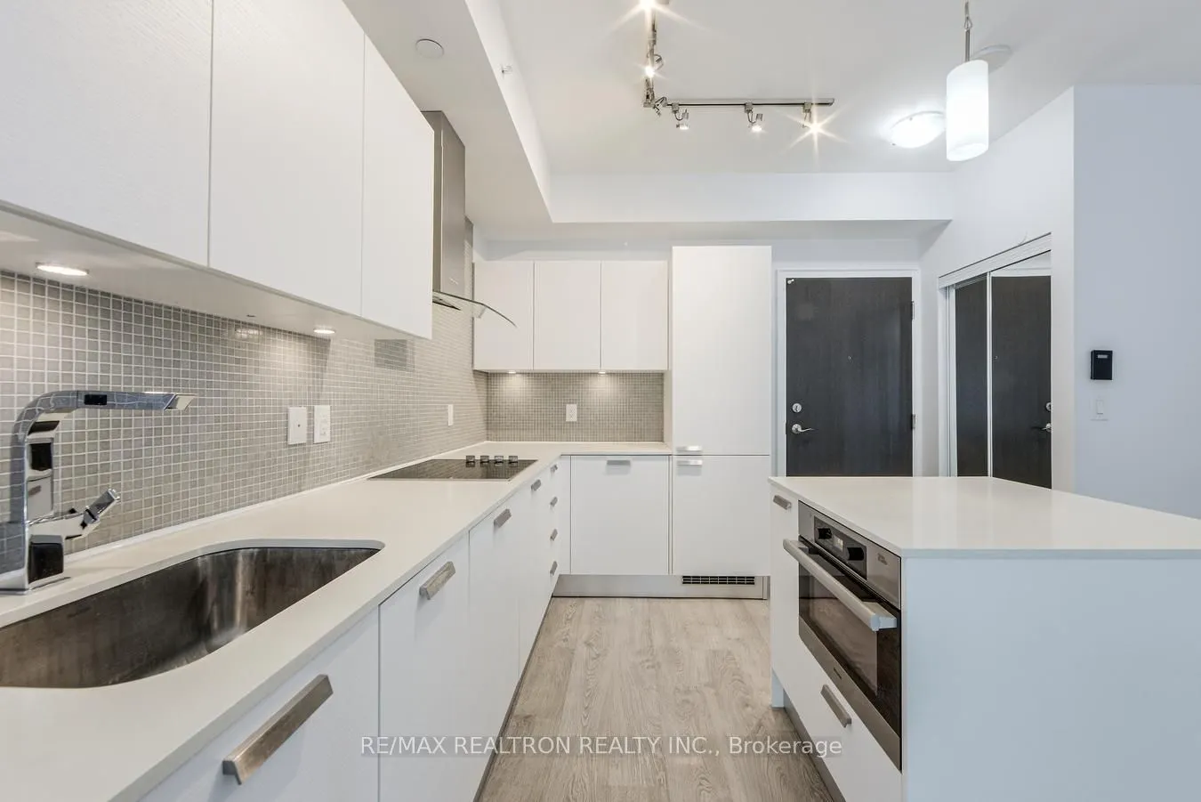 9 Bogert Avenue, #2005
