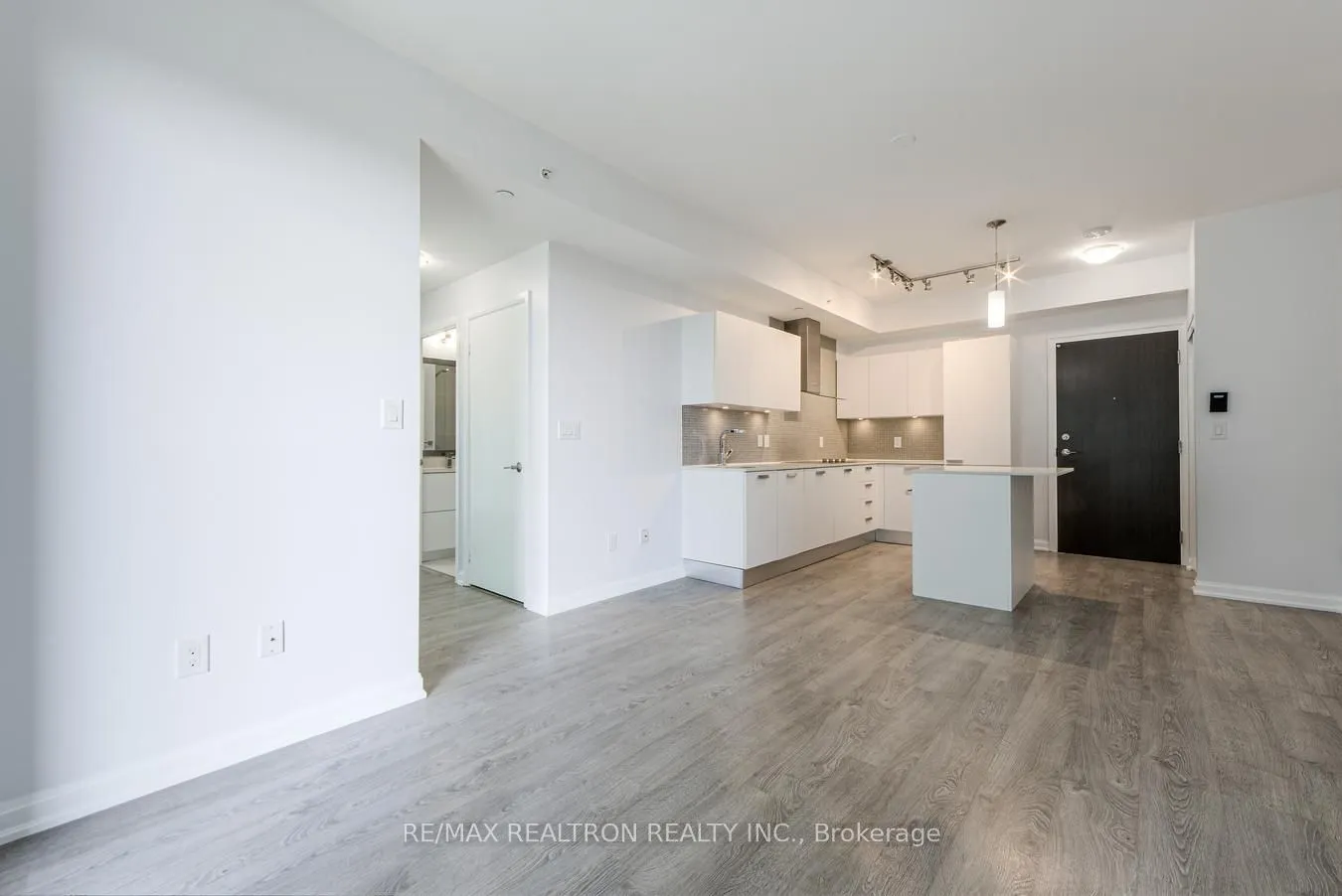 9 Bogert Avenue, #2005