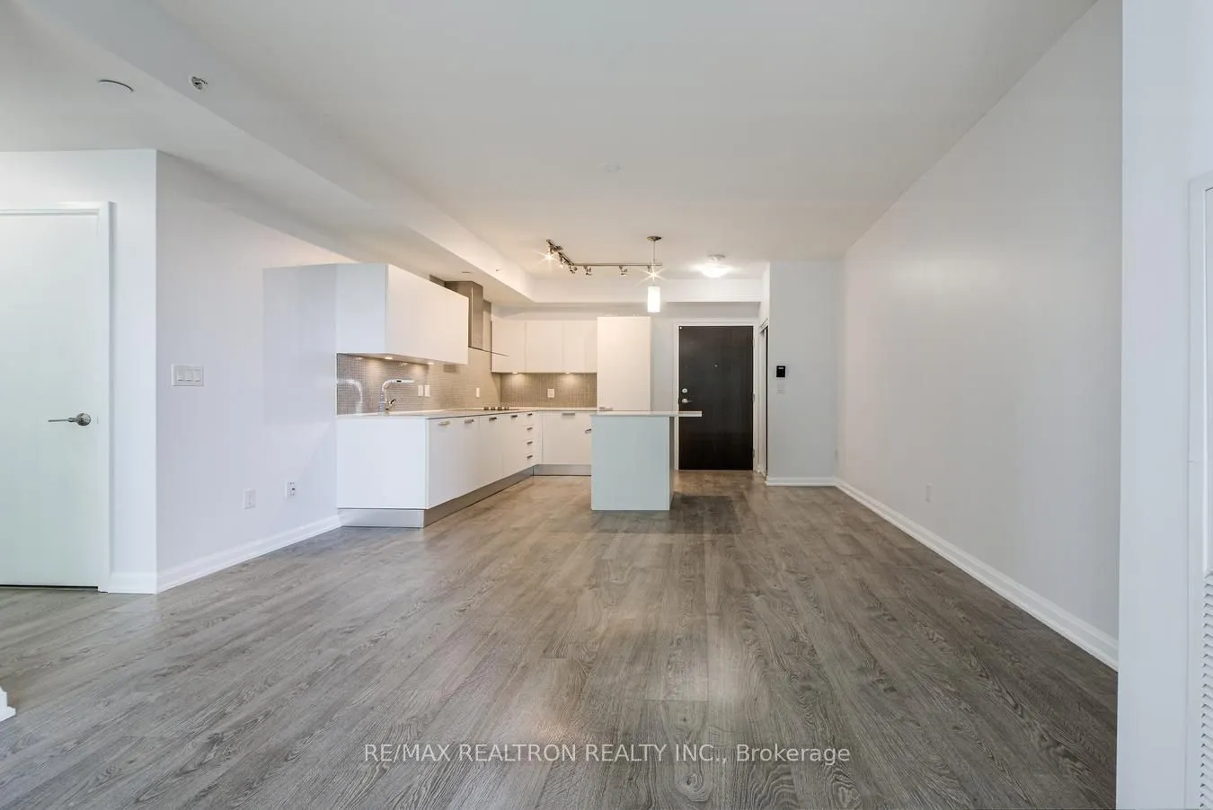 9 Bogert Avenue, #2005