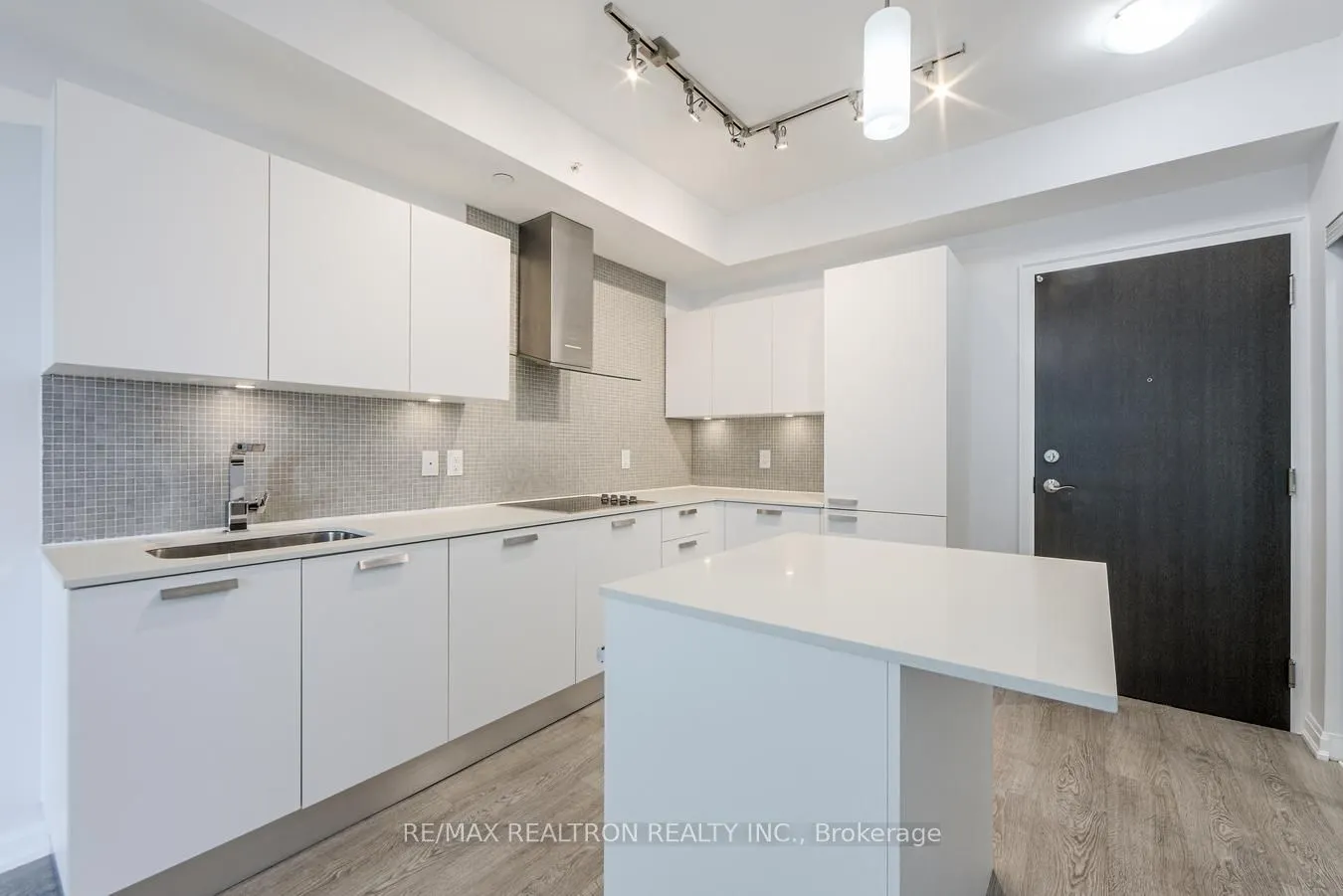 9 Bogert Avenue, #2005