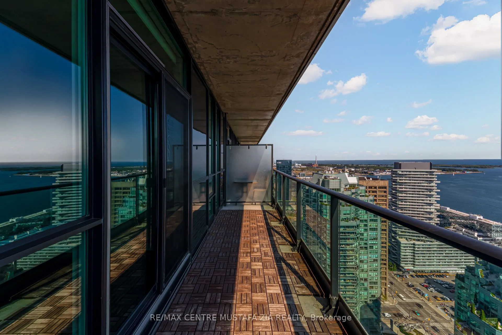 33 Bay Street, #4110
