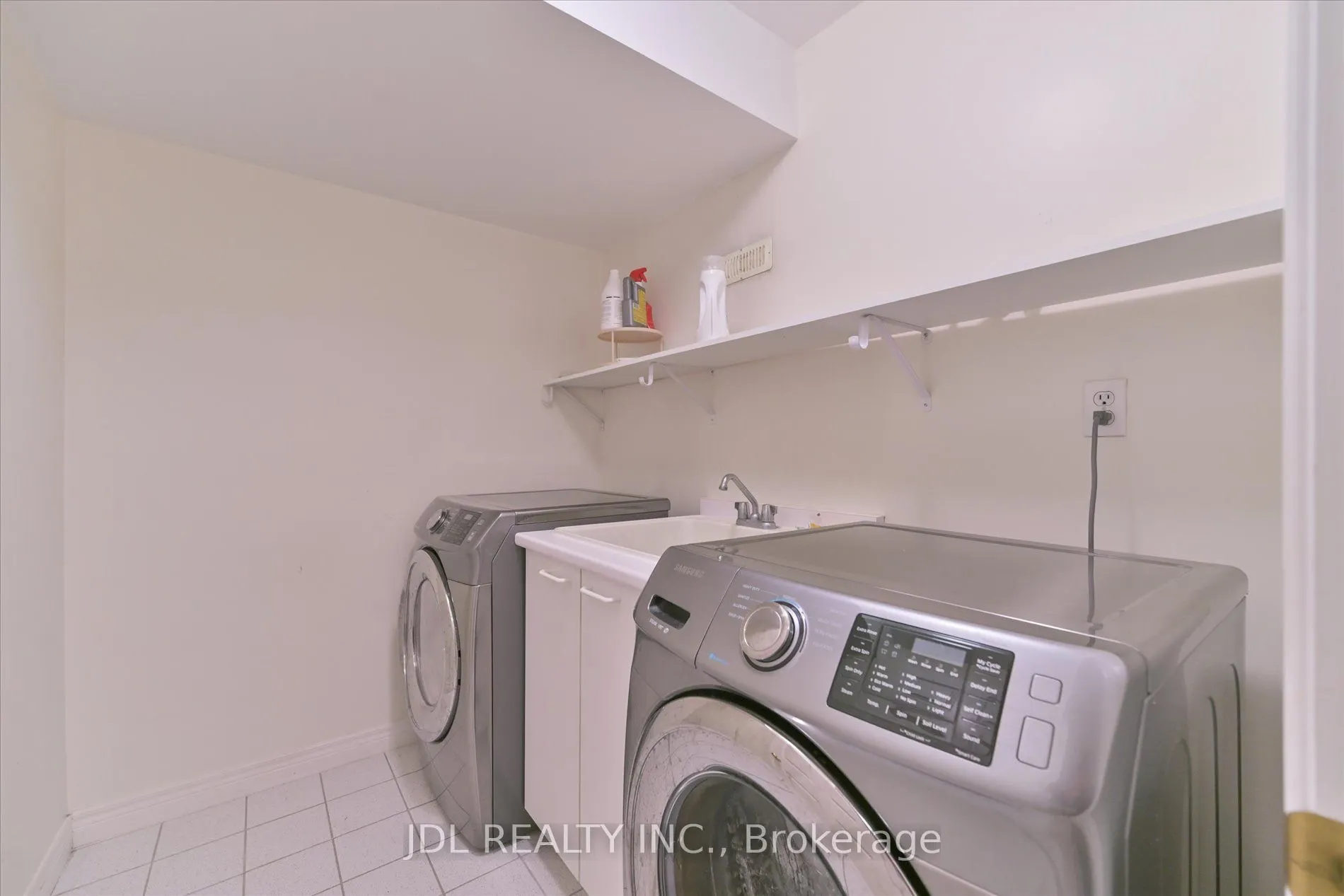 3036 Bayview Avenue, #Unit I