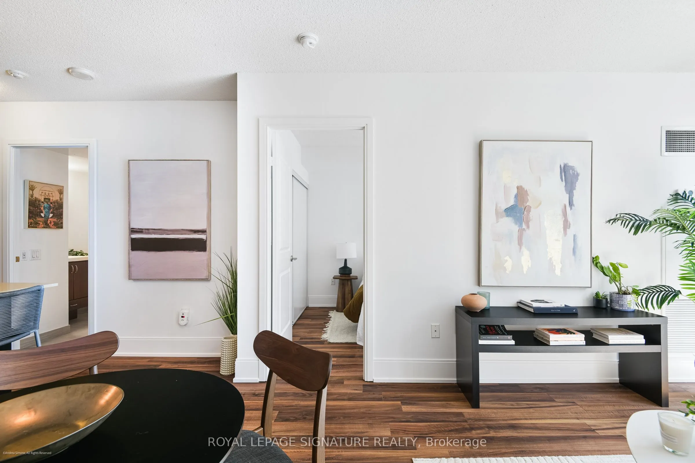 560 Front Street W, #1007