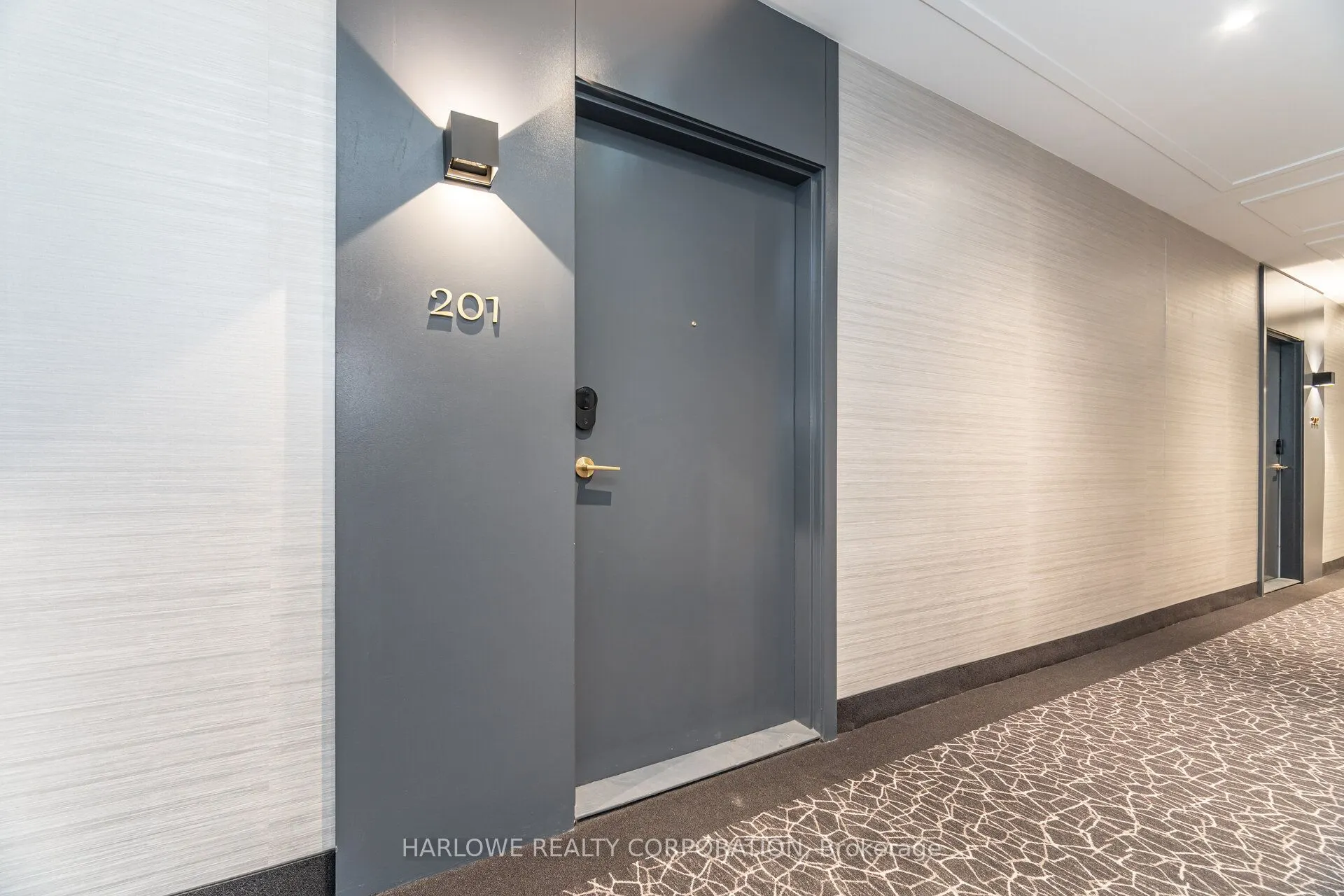 543 Richmond Street W, #201