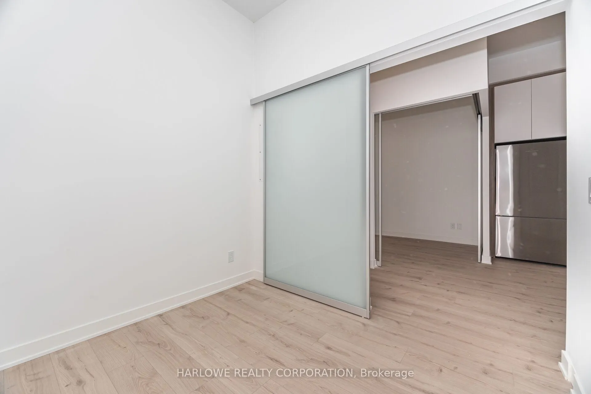 543 Richmond Street W, #201
