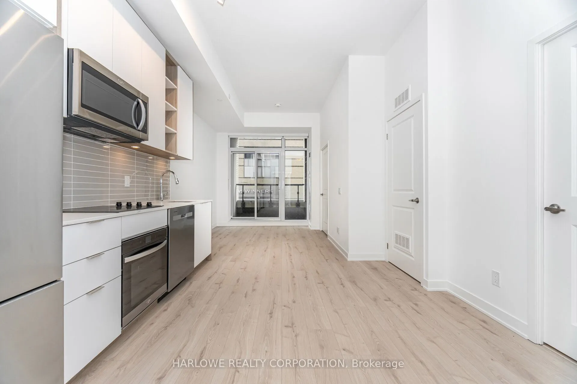 543 Richmond Street W, #201