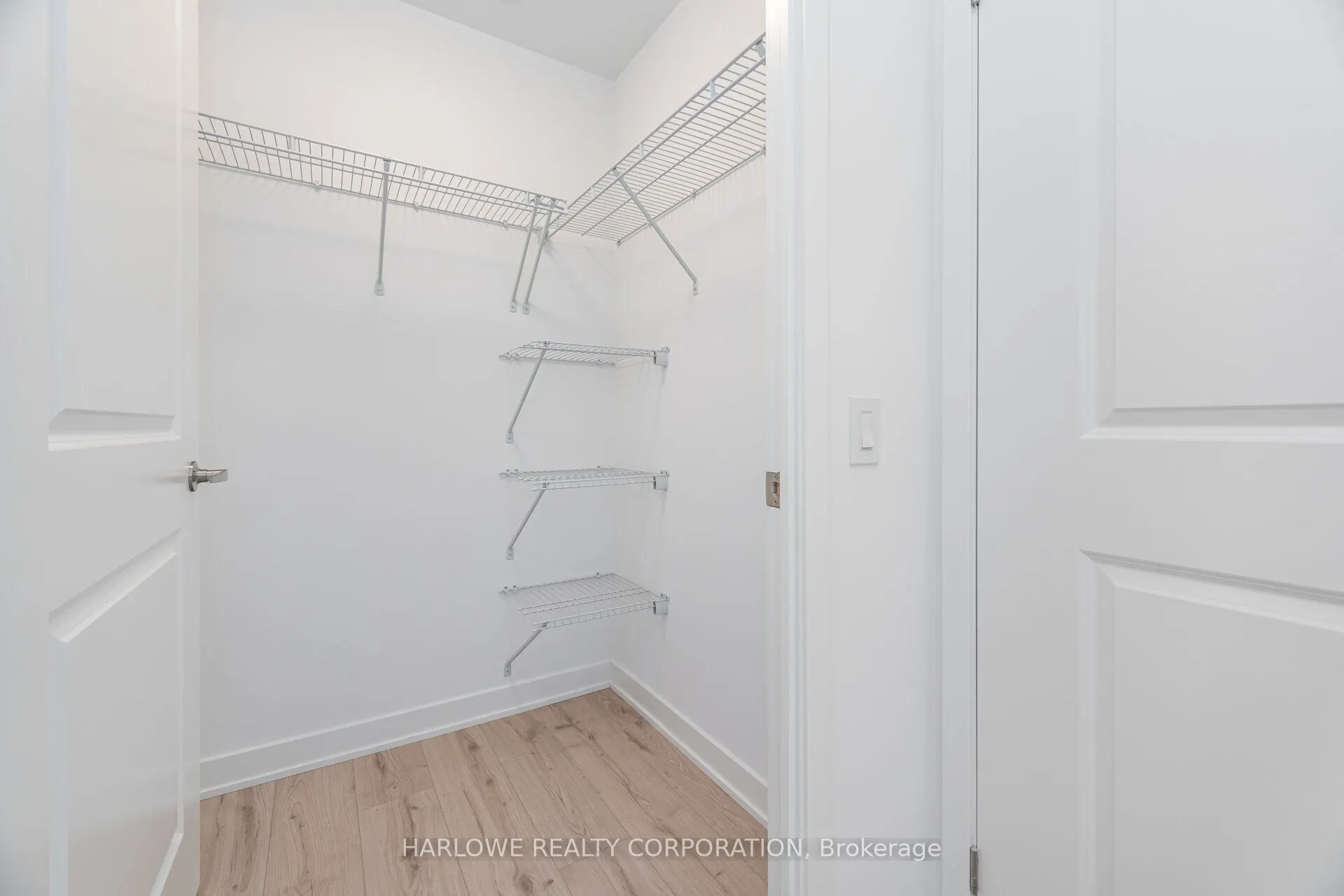 543 Richmond Street W, #201