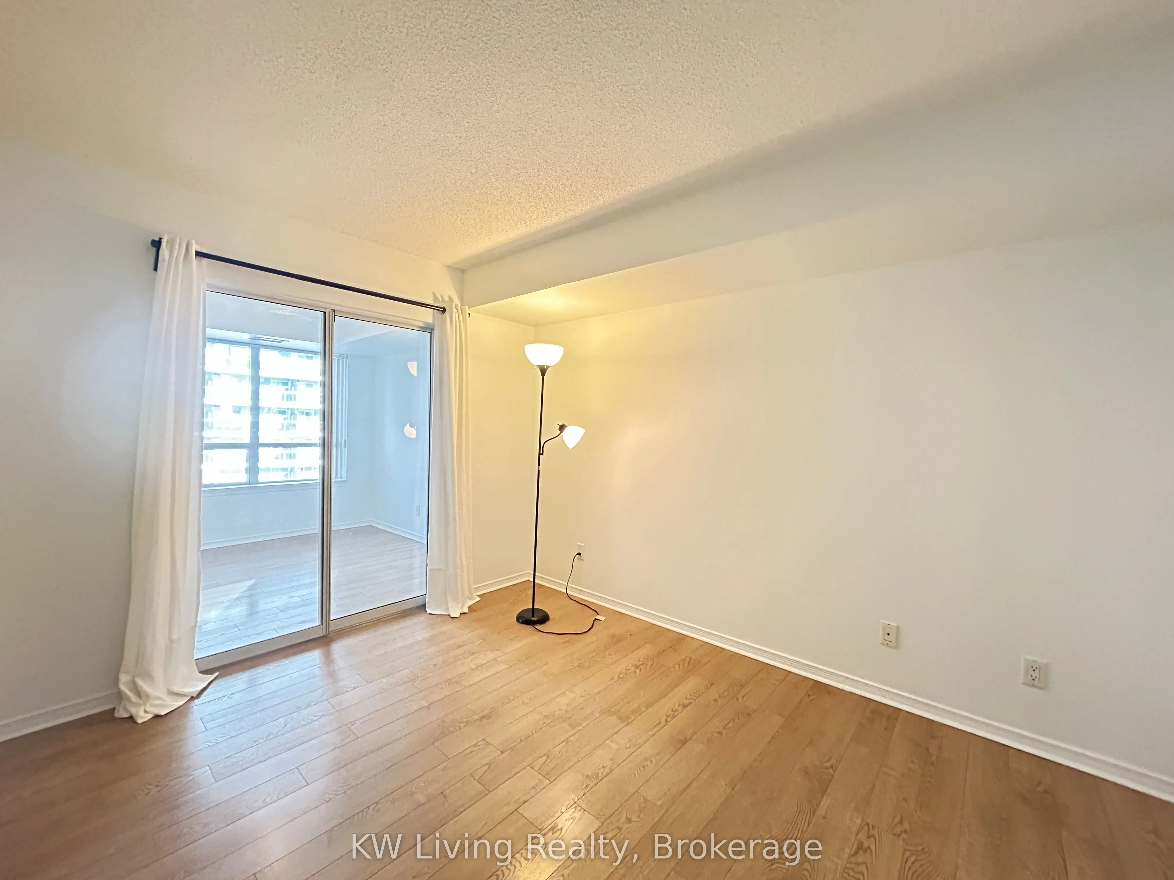 155 Beecroft Road, #2012