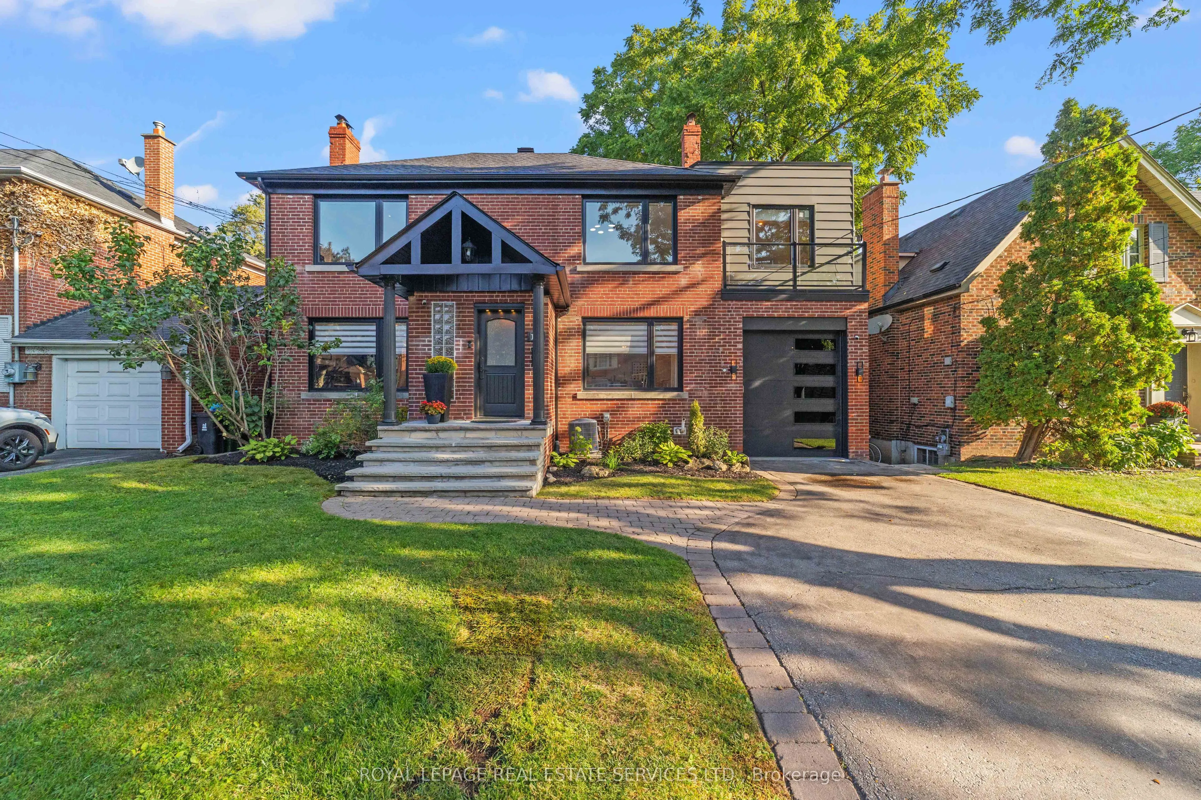 12 Armour Boulevard