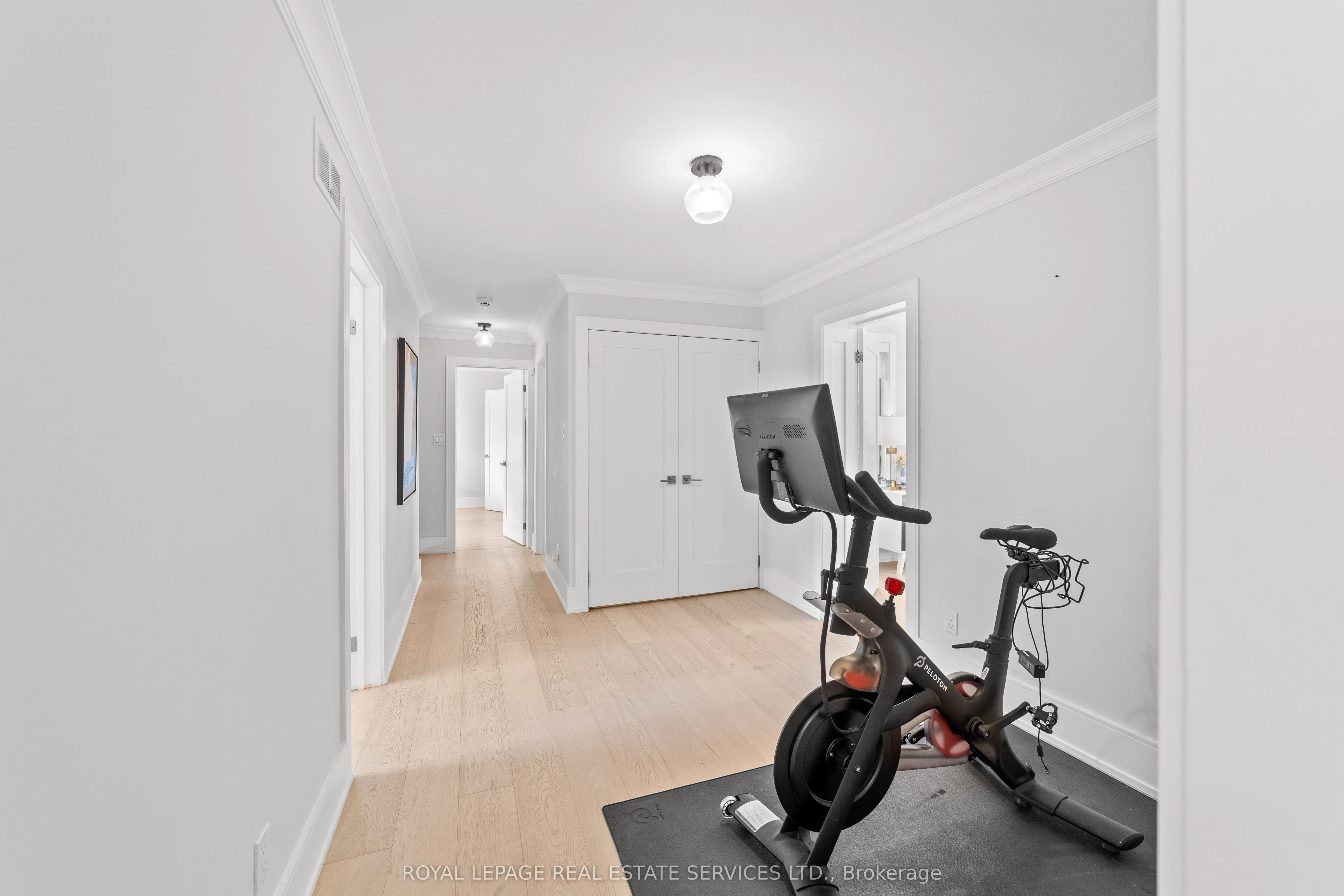 12 Armour Boulevard