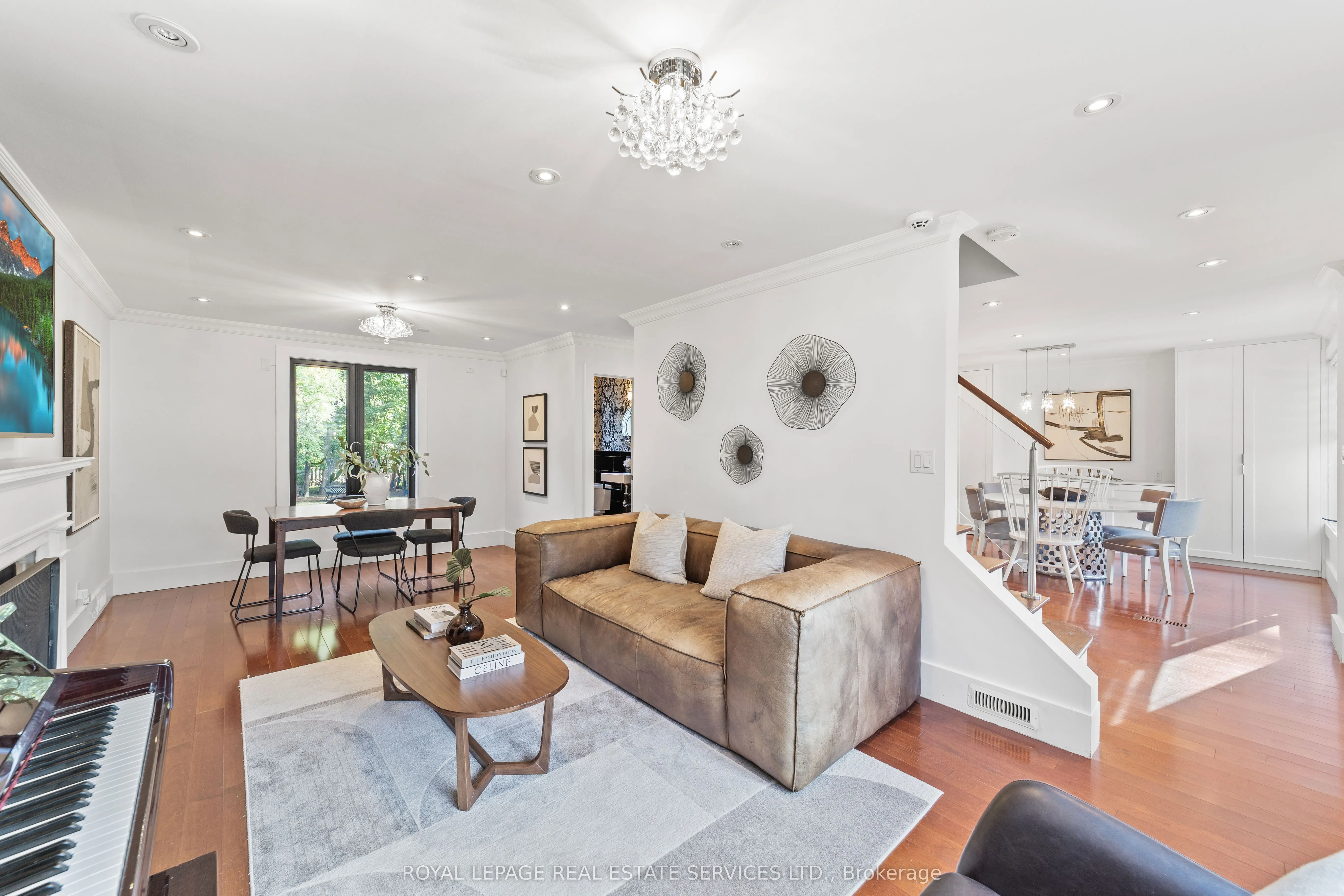12 Armour Boulevard