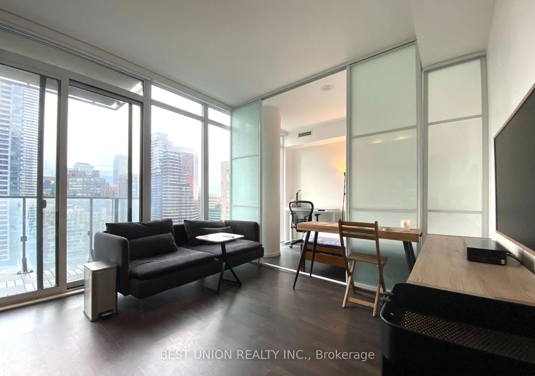 75 St Nicholas Street, #1803