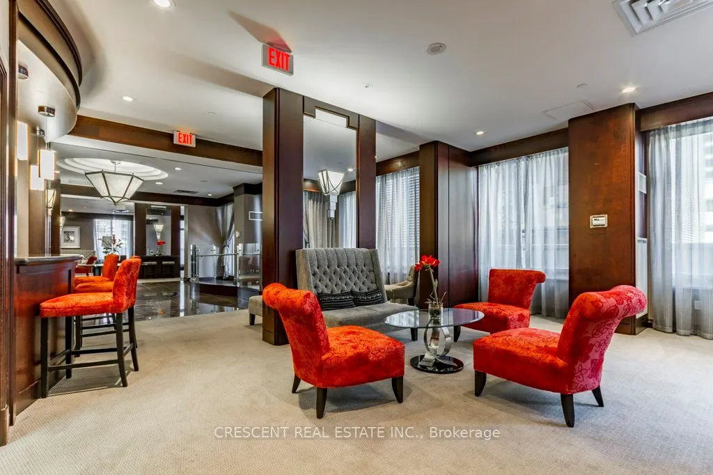 35 Balmuto Street, #701