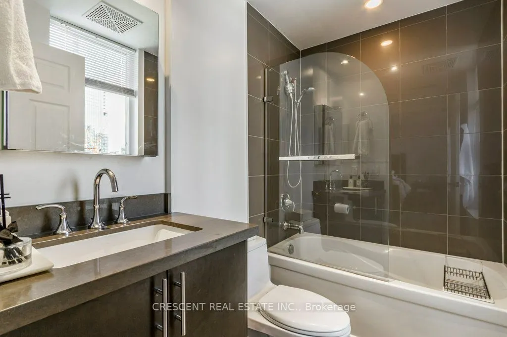 35 Balmuto Street, #701