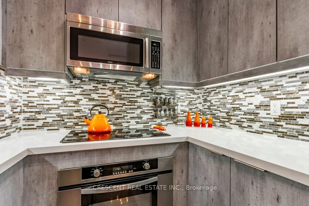 35 Balmuto Street, #701