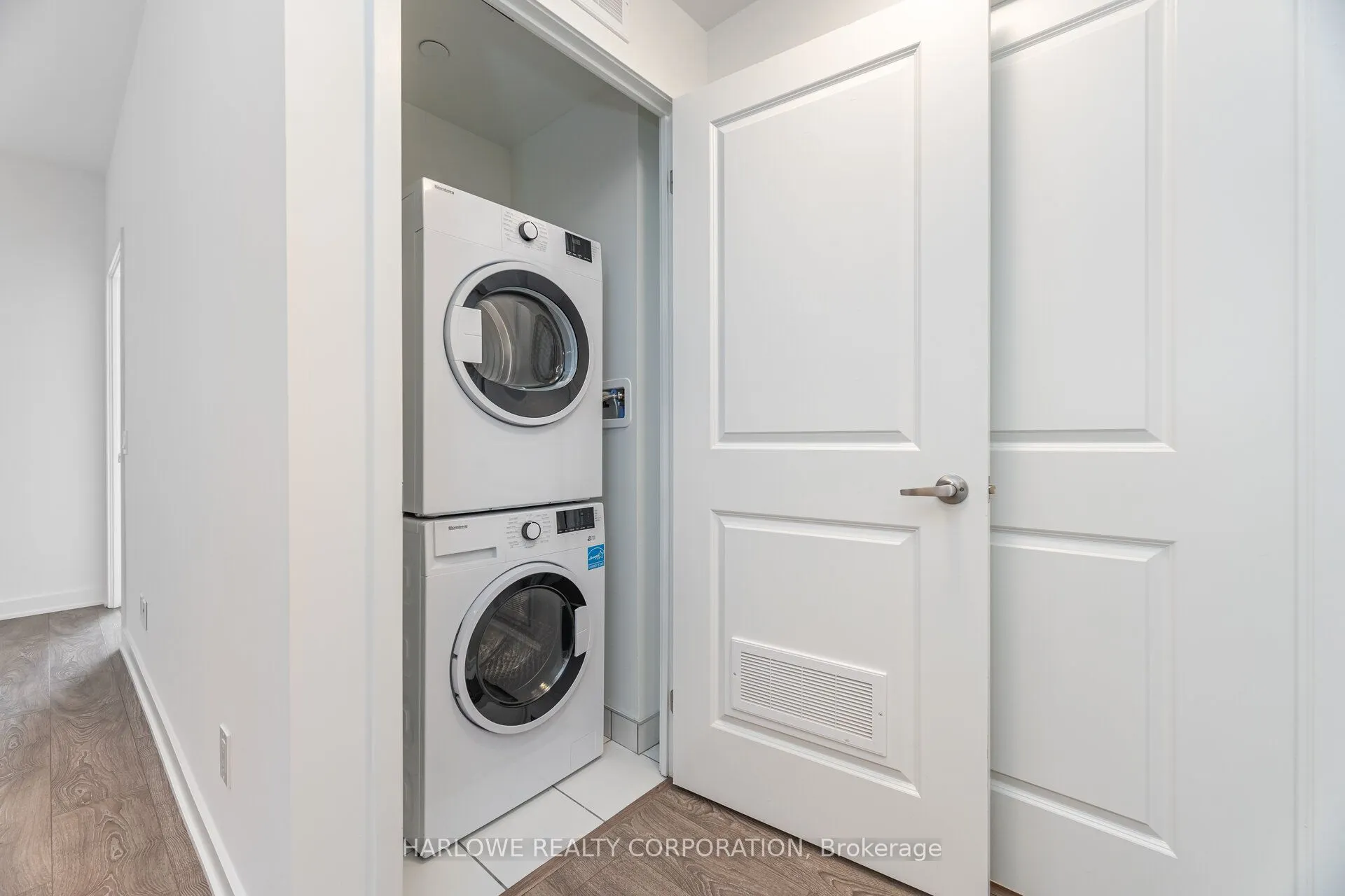 543 Richmond Street W, #310