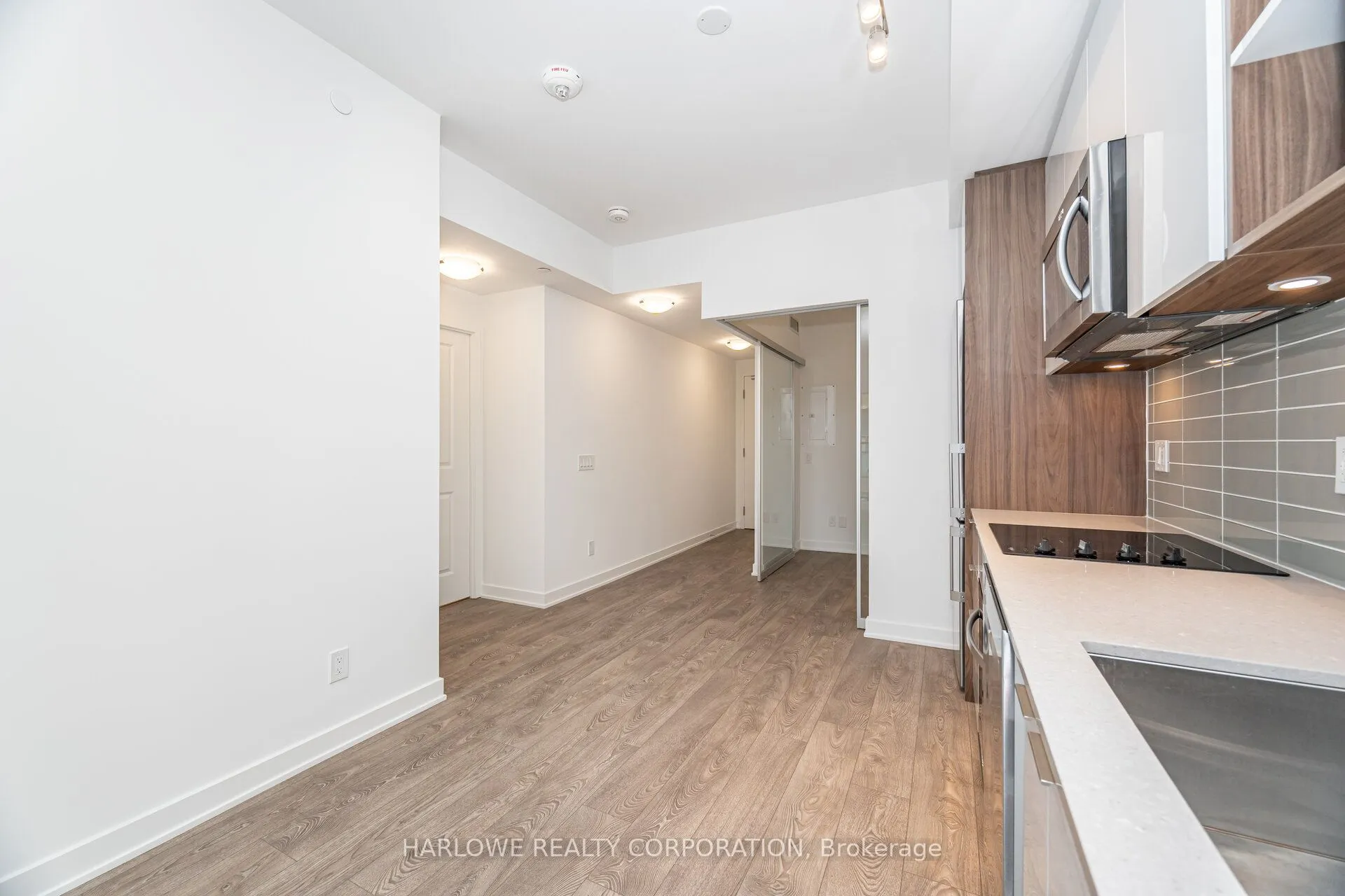 543 Richmond Street W, #310
