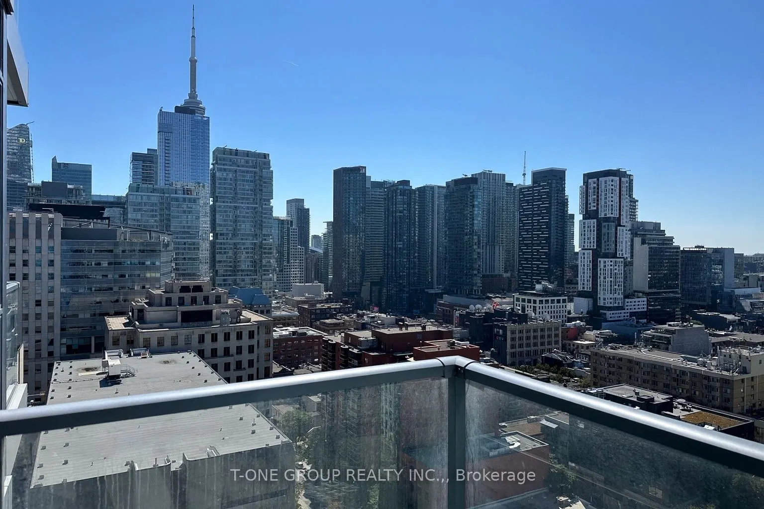 210 Simcoe Street, #2210
