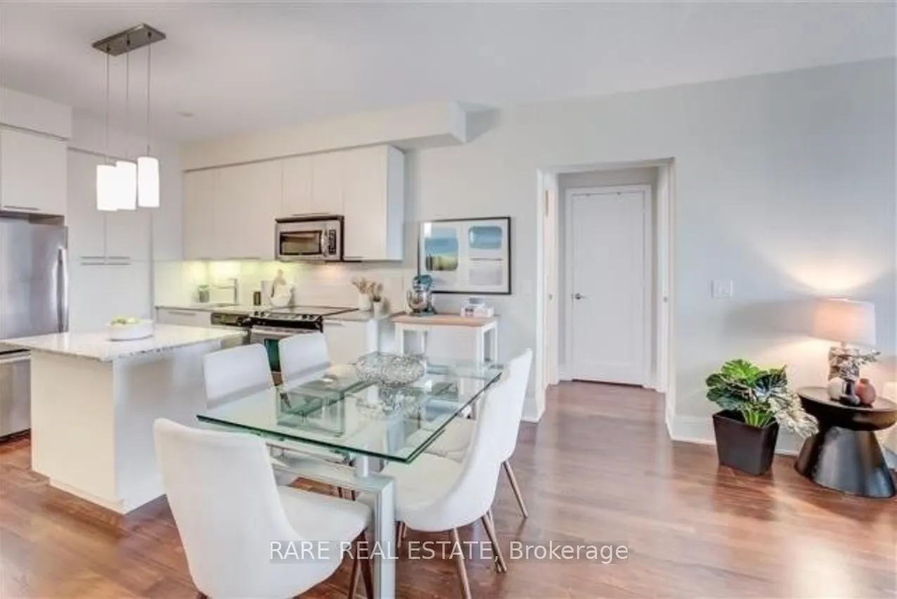 70 Roehampton Avenue, #1322