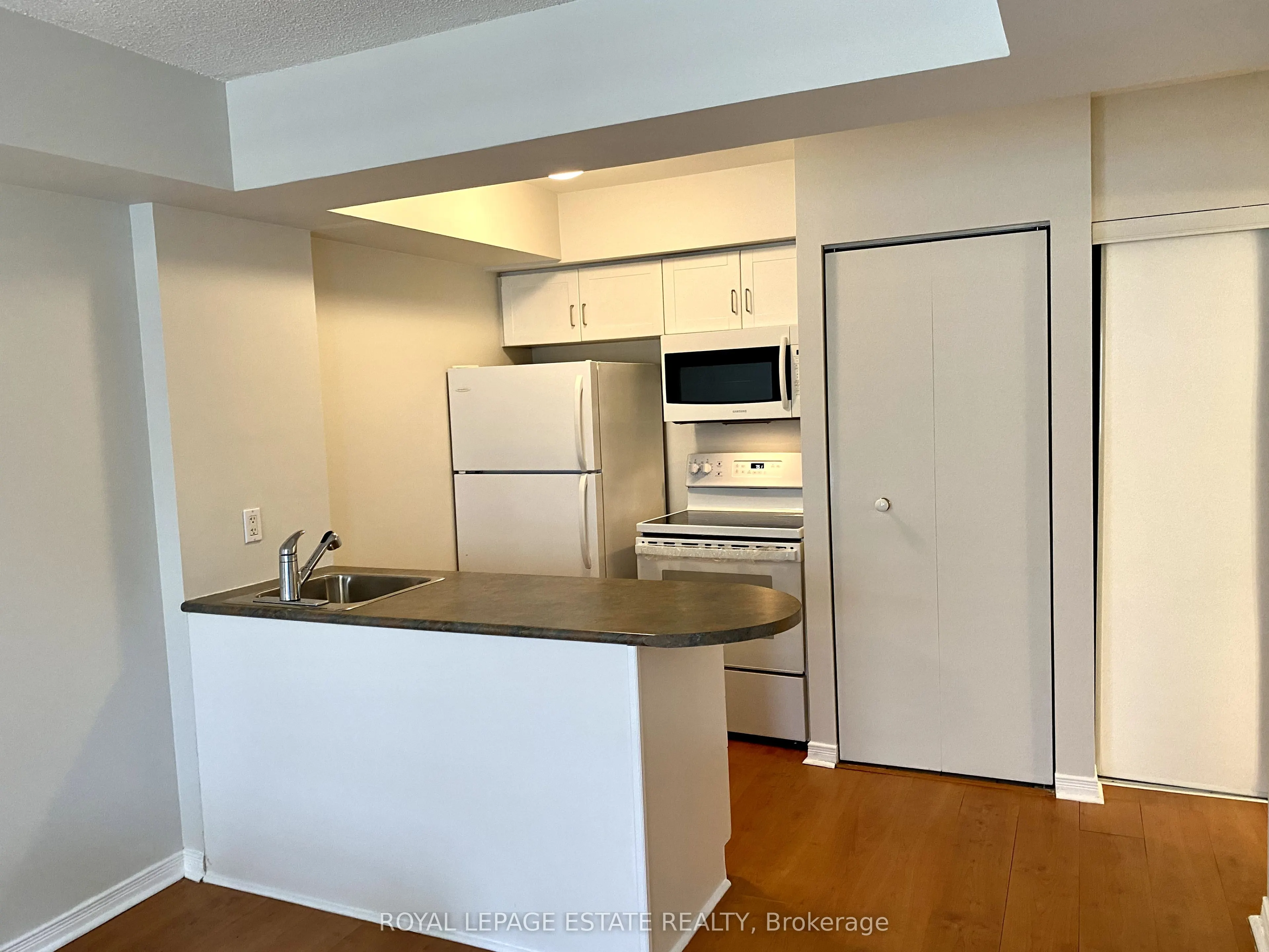 50 East Liberty Street, #1123