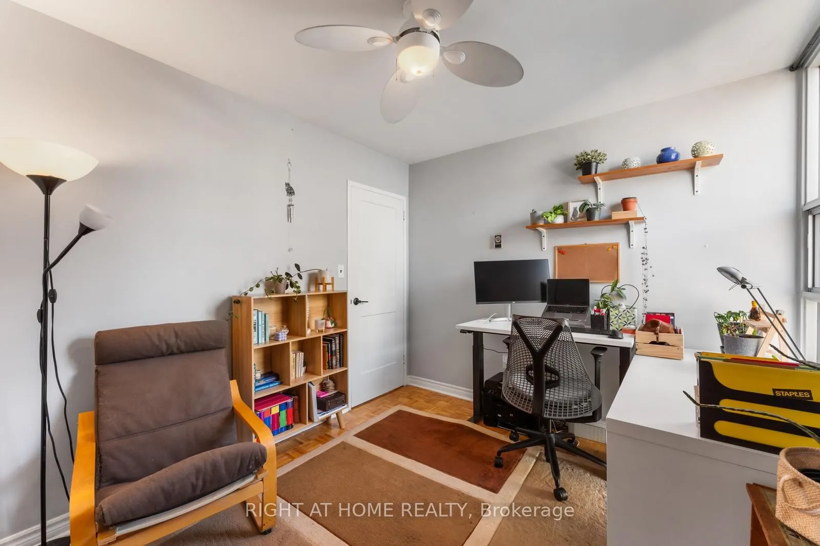40 Homewood Avenue, #817