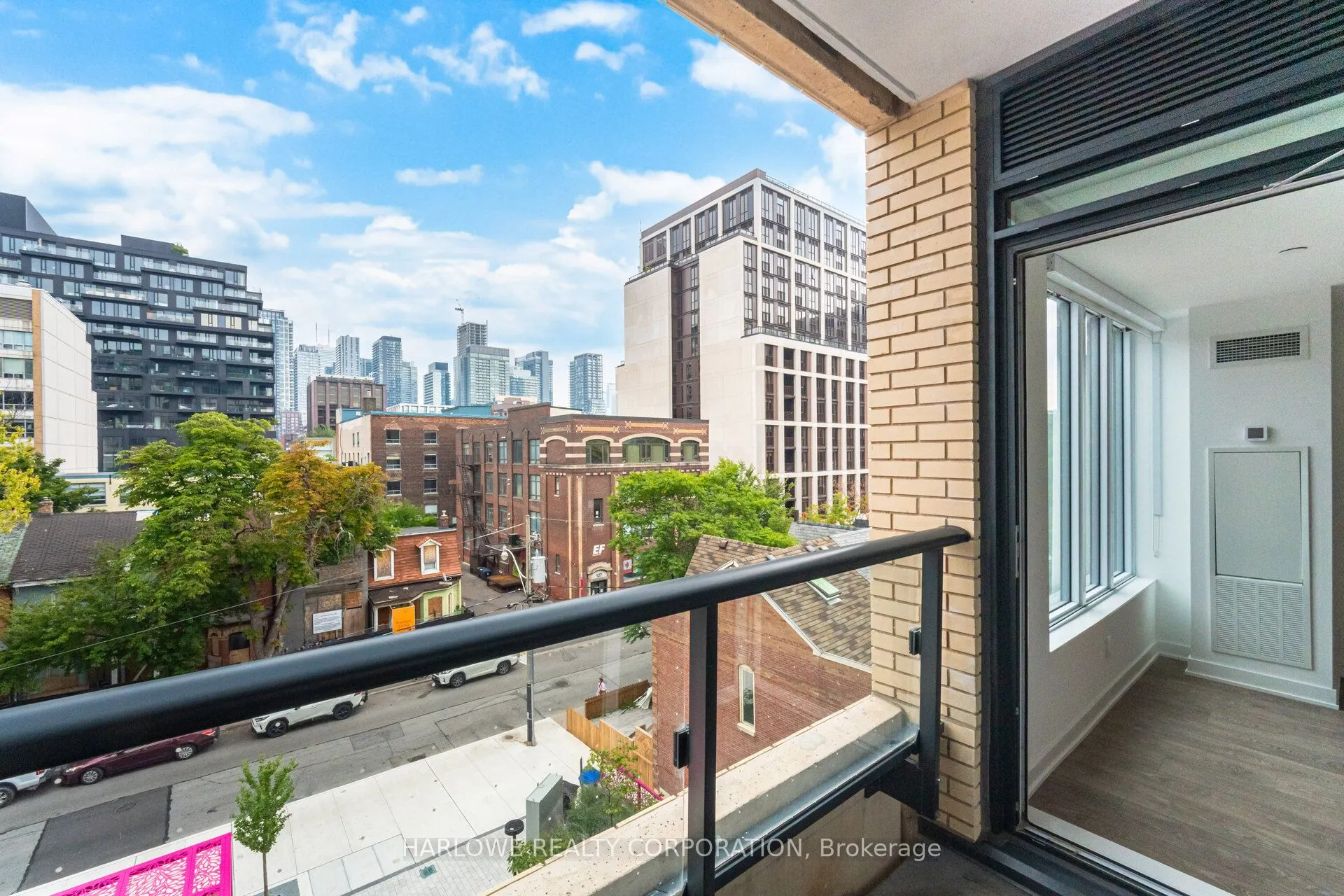 543 Richmond Street W, #419