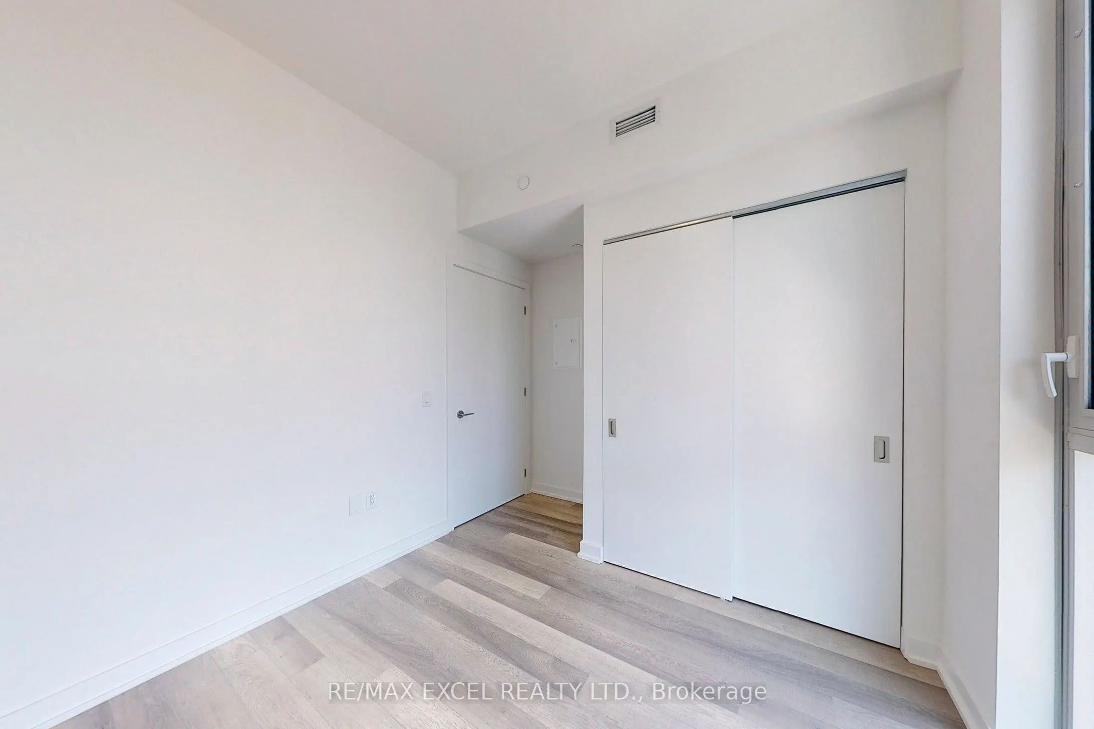 357 King Street W, #4103