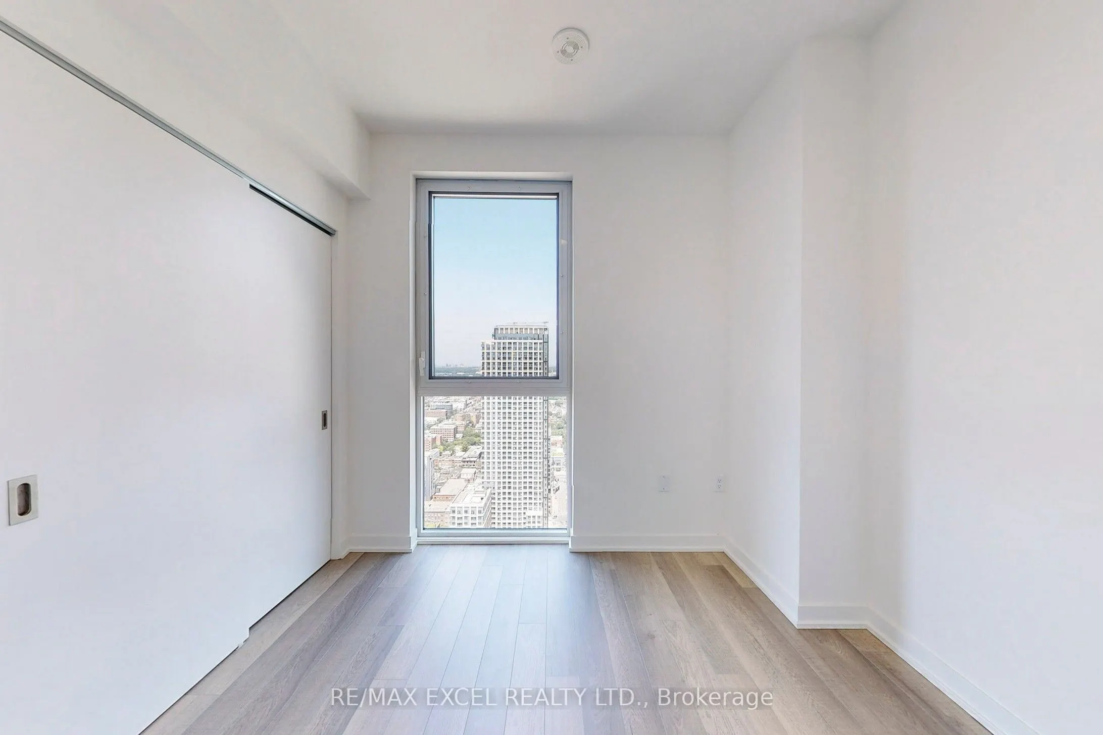 357 King Street W, #4103