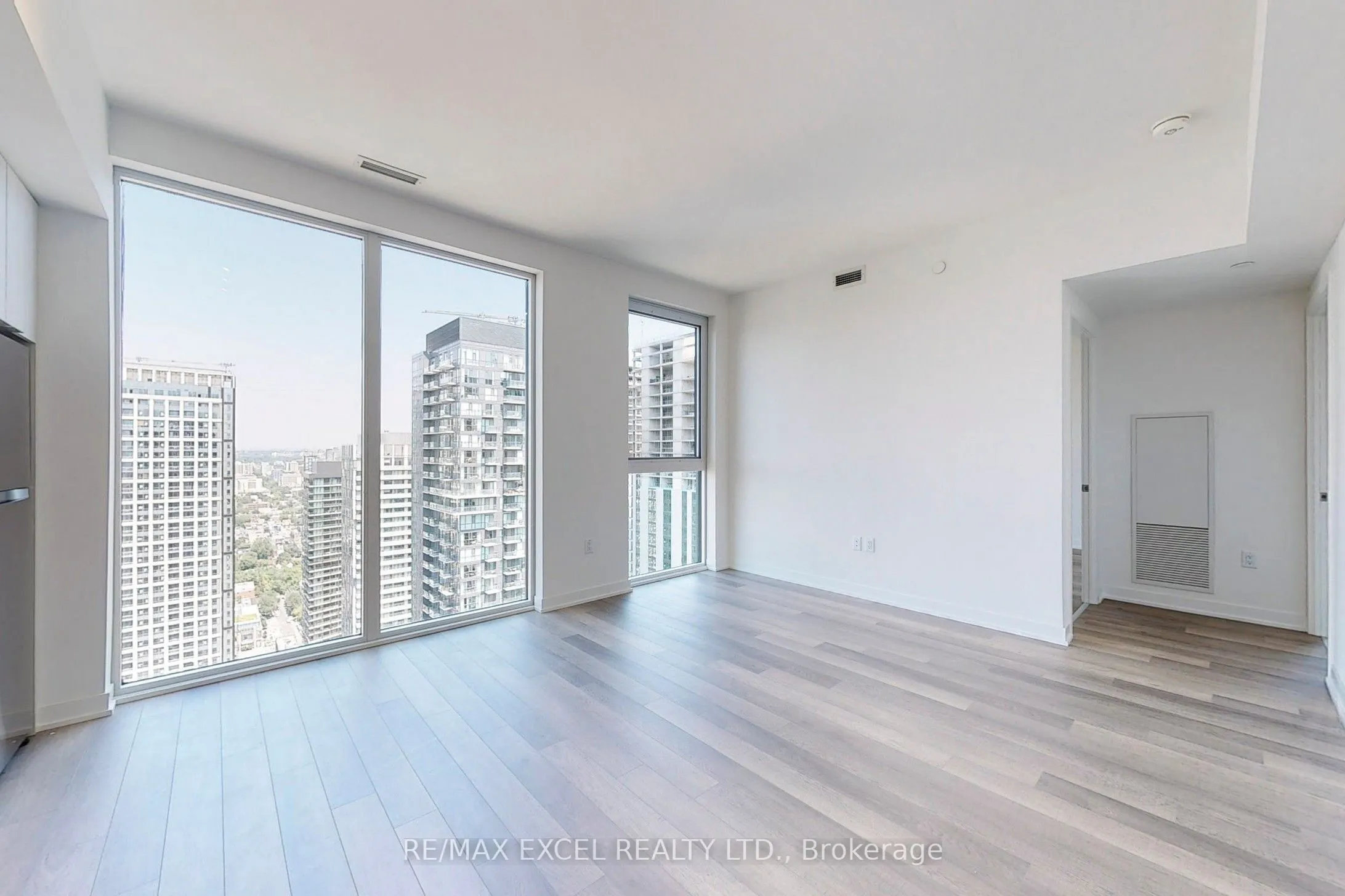 357 King Street W, #4103