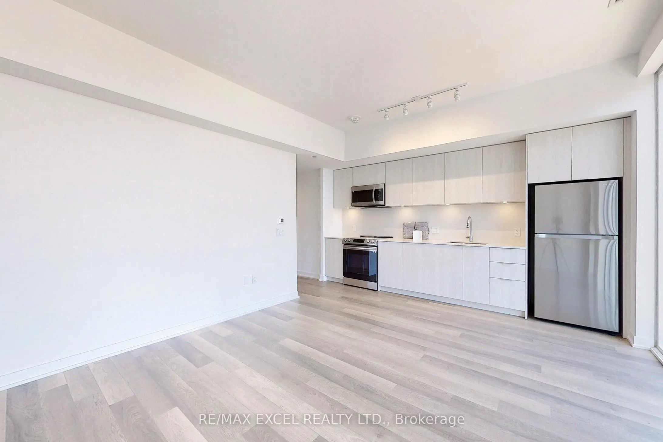 357 King Street W, #4103