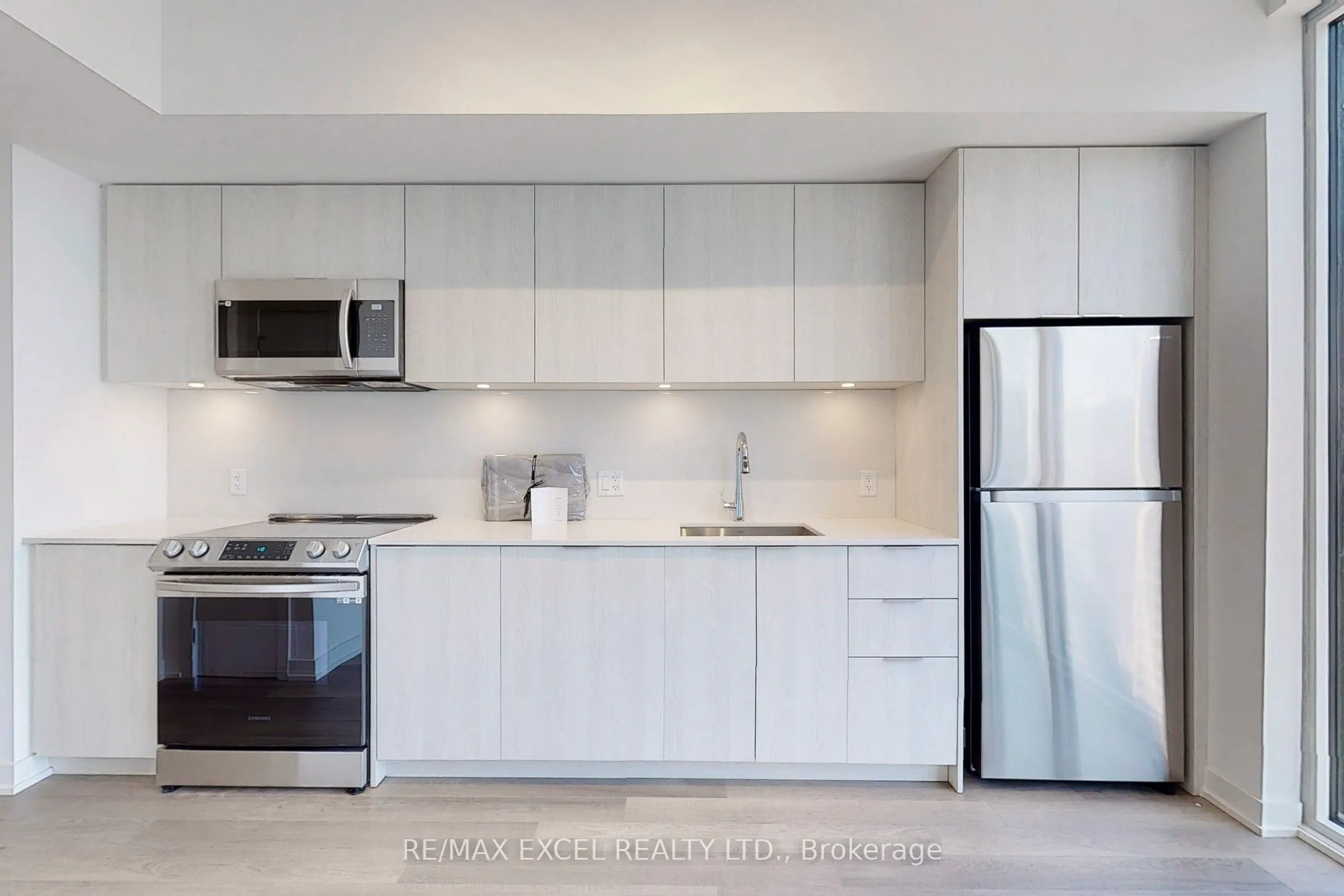357 King Street W, #4103