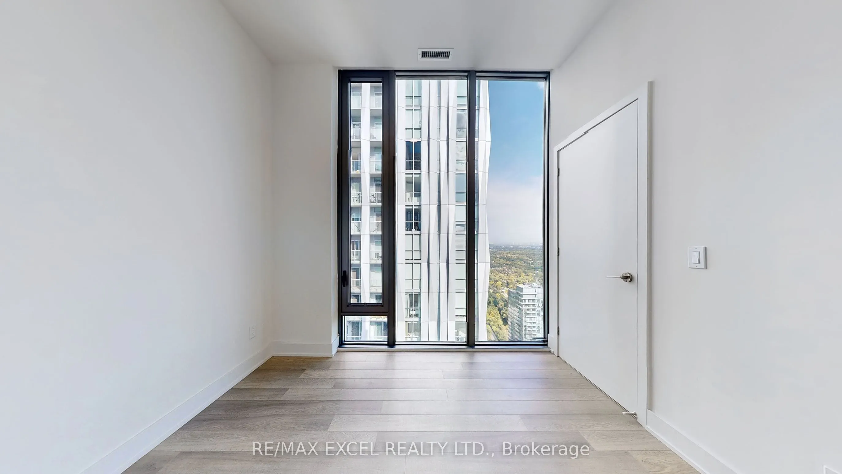 8 Cumberland Street, #5007