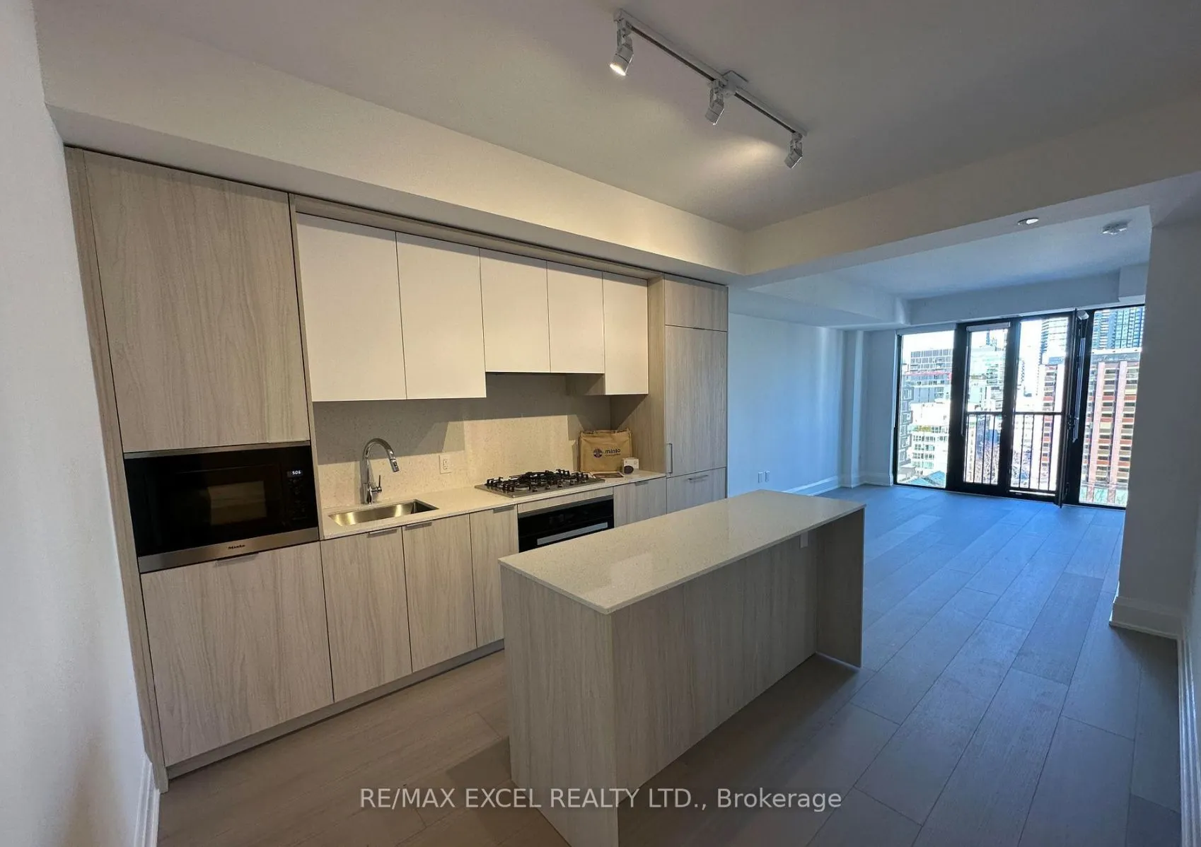 123 Portland Street, #1203