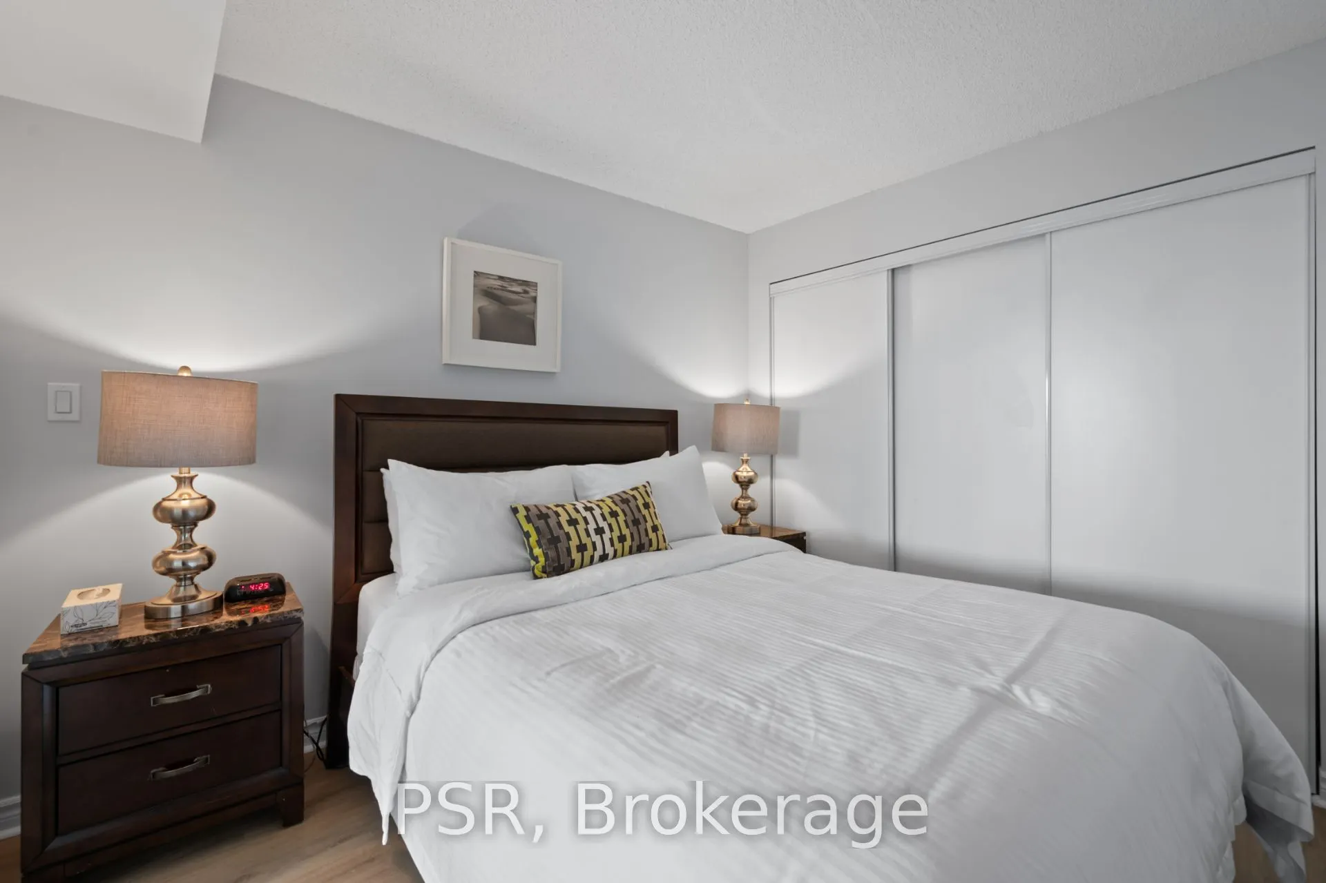 410 Queens Quay W, #511