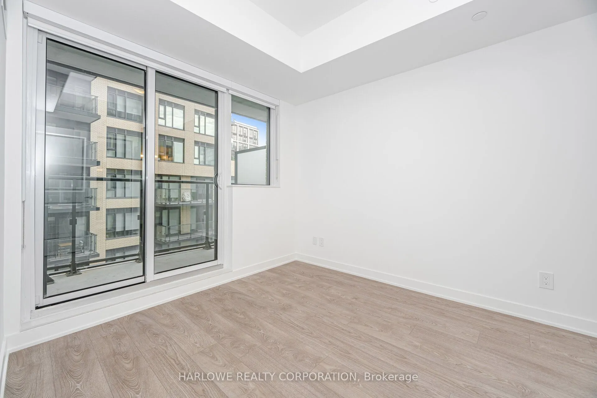 543 Richmond Street W, #532