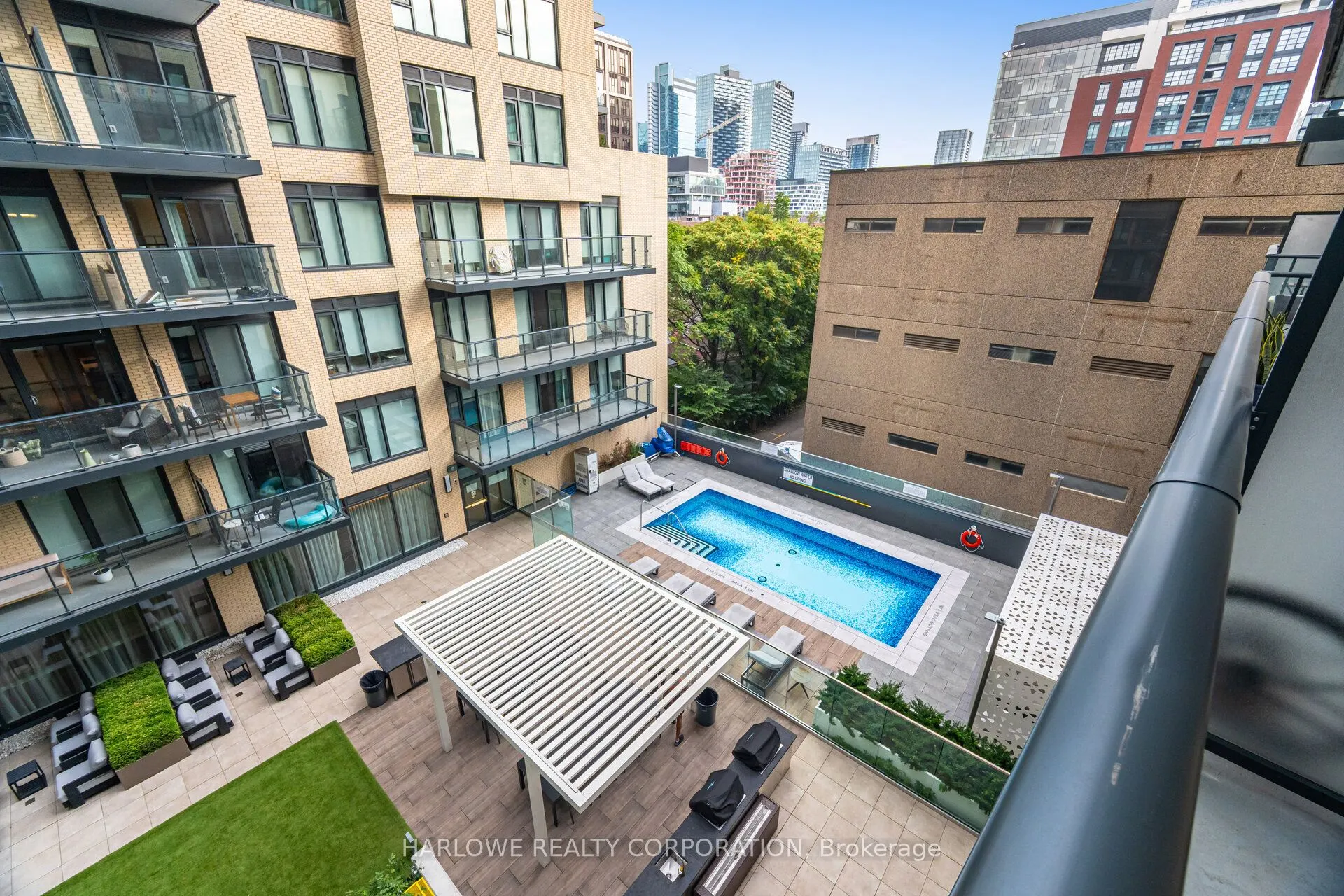 543 Richmond Street W, #532