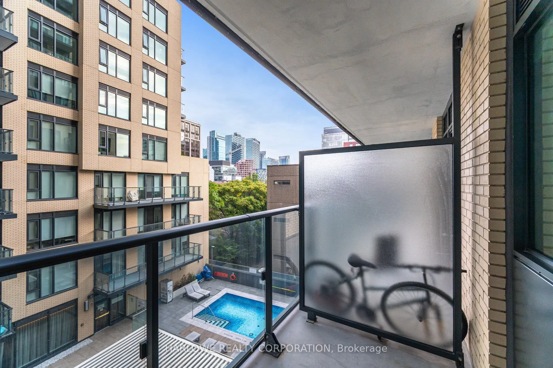 543 Richmond Street W, #532