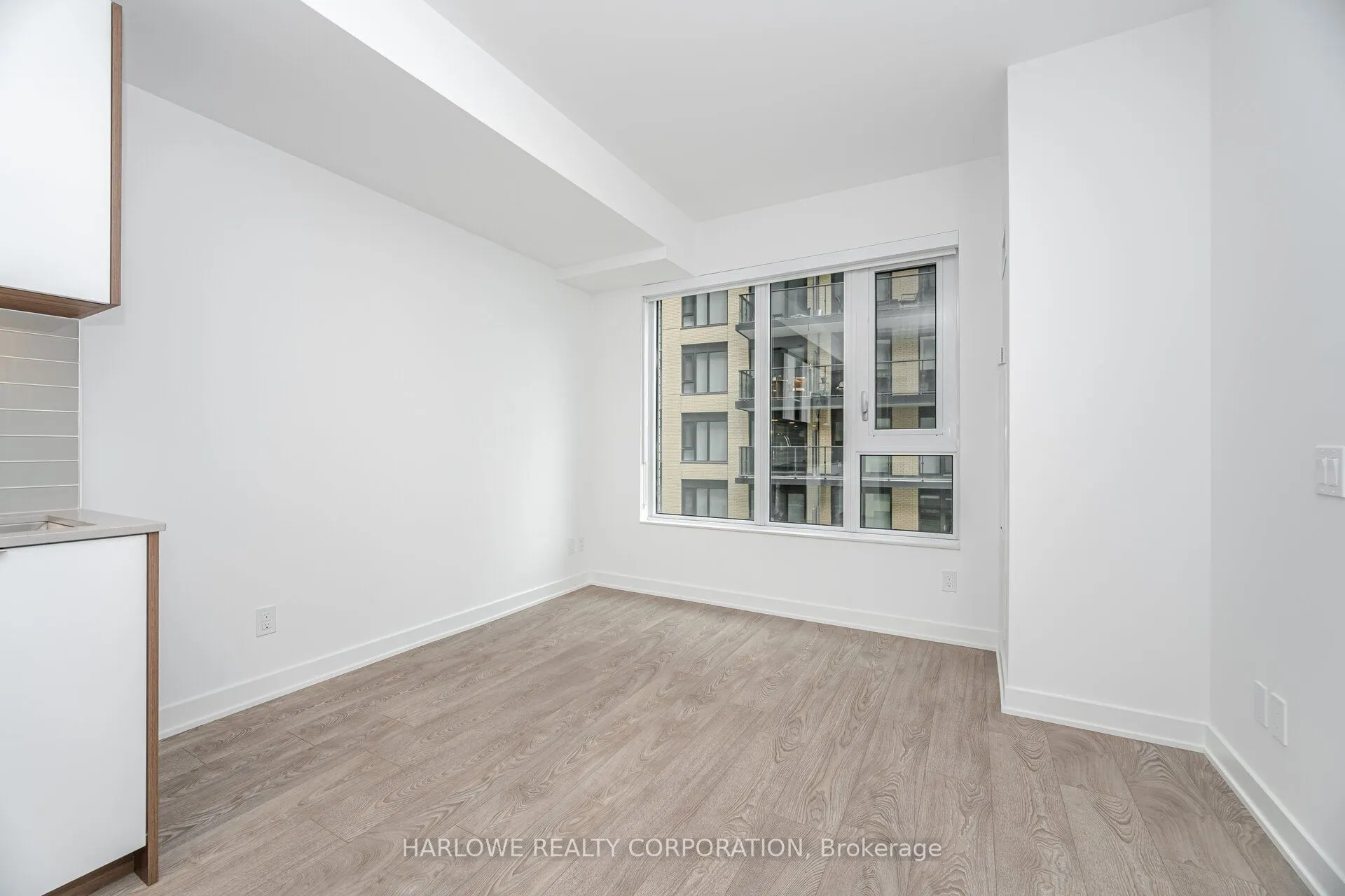 543 Richmond Street W, #532