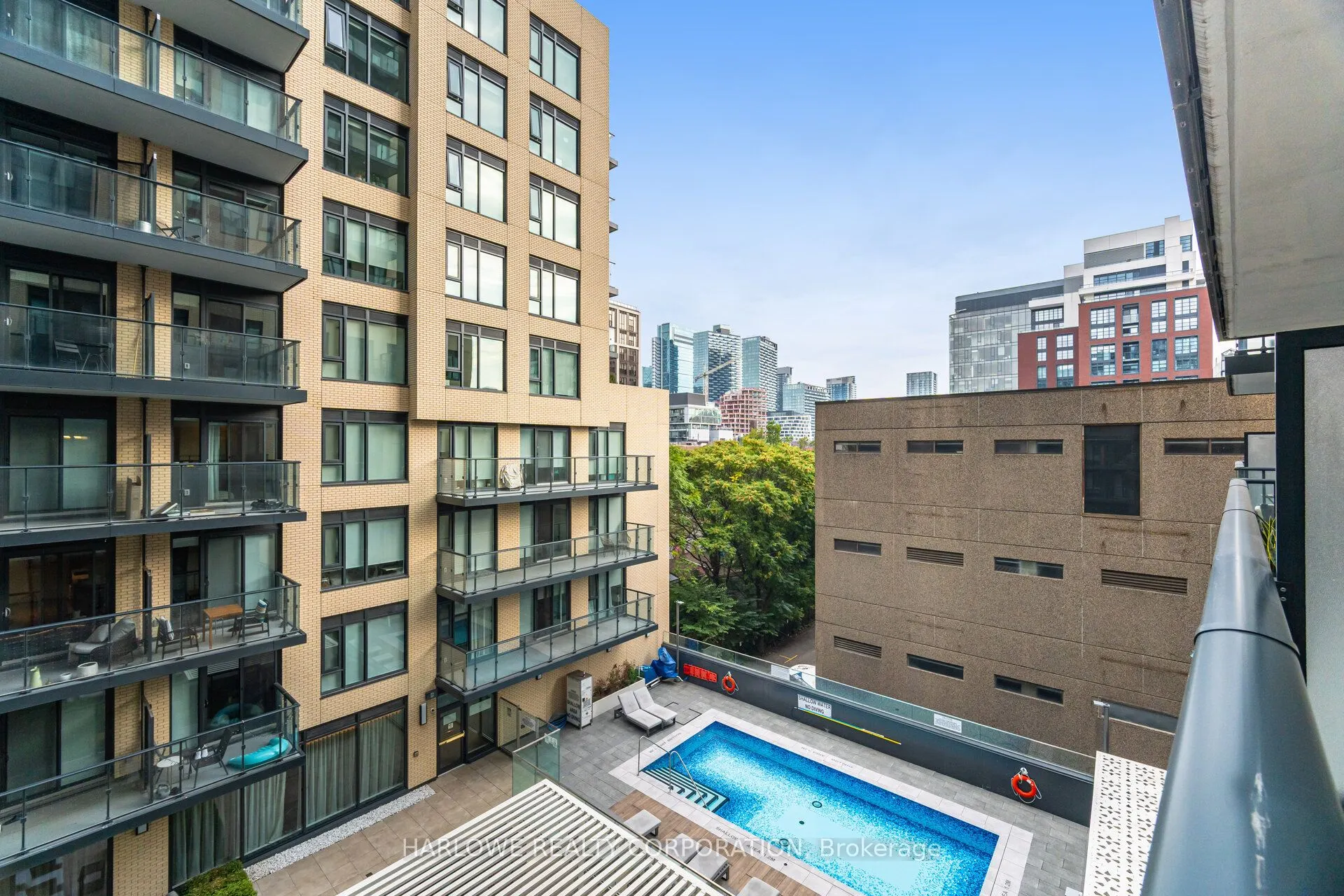 543 Richmond Street W, #532