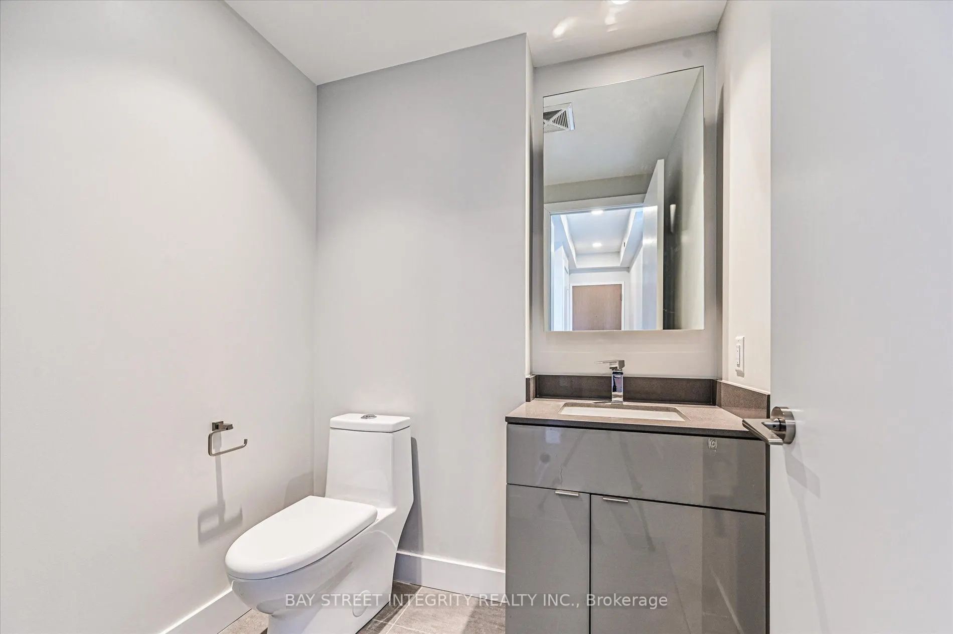 7 Grenville Street, #3807