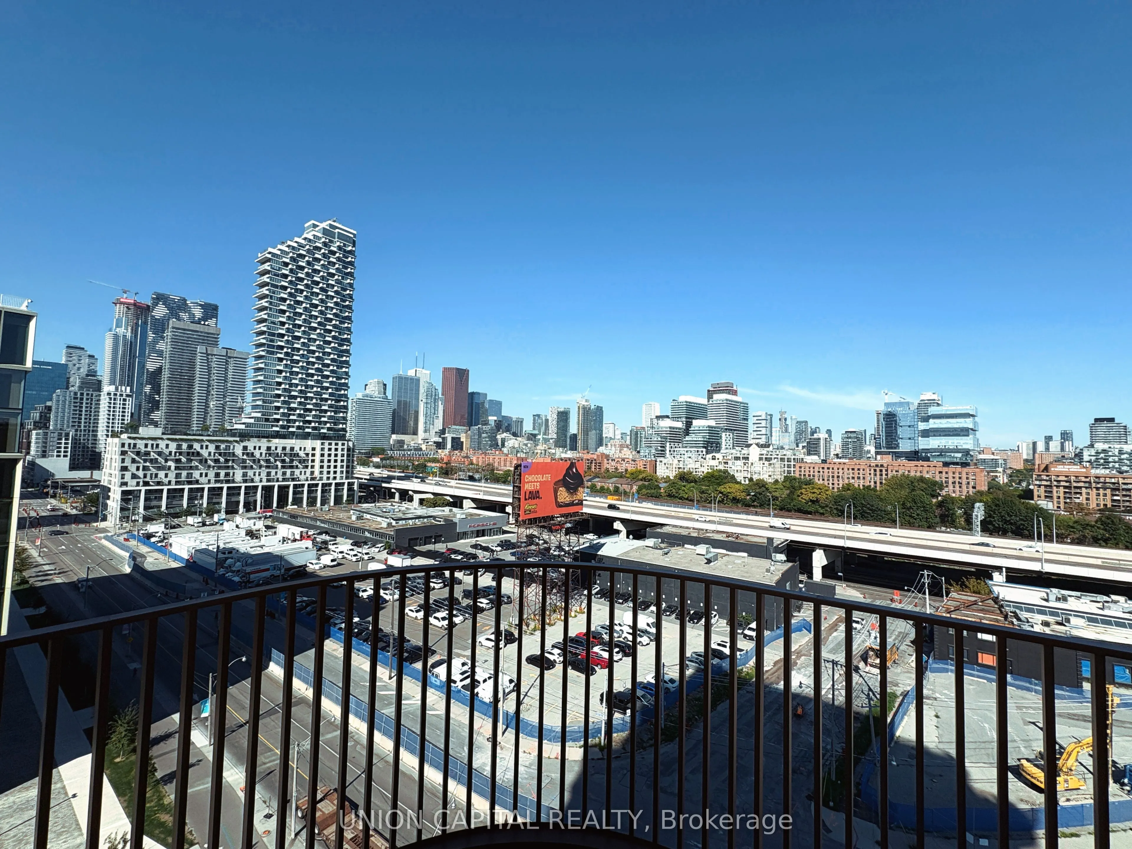 155 MERCHANT'S WHARF, #13