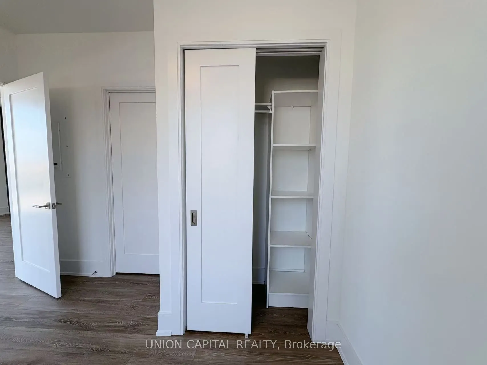 155 MERCHANT'S WHARF, #13