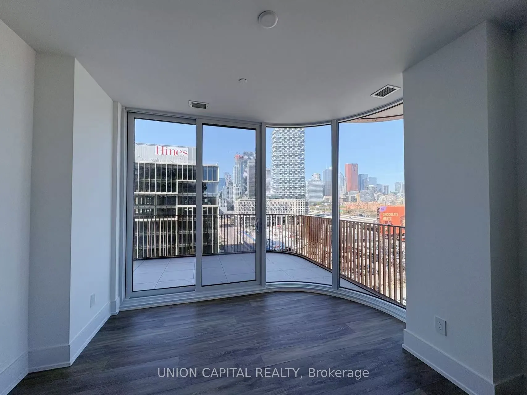 155 MERCHANT'S WHARF, #13