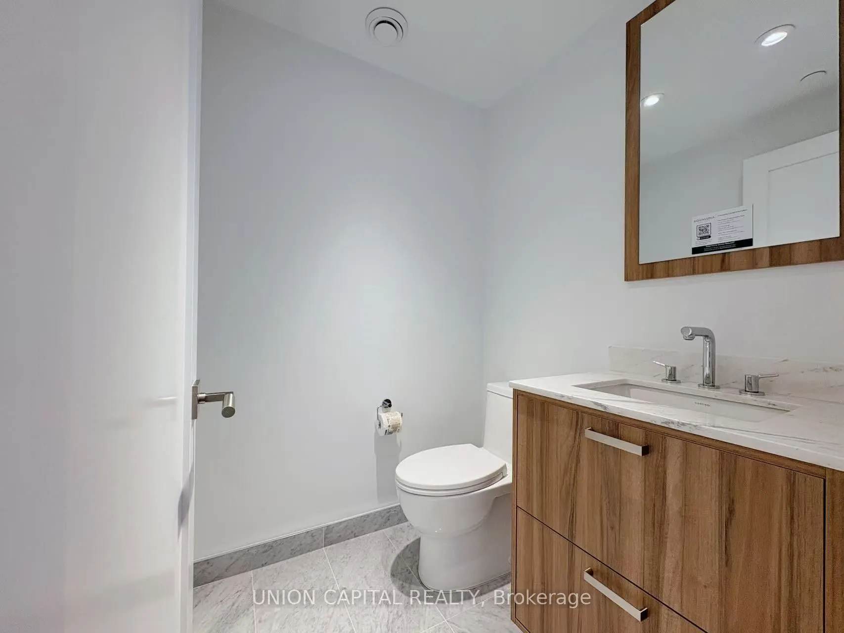 155 MERCHANT'S WHARF, #13